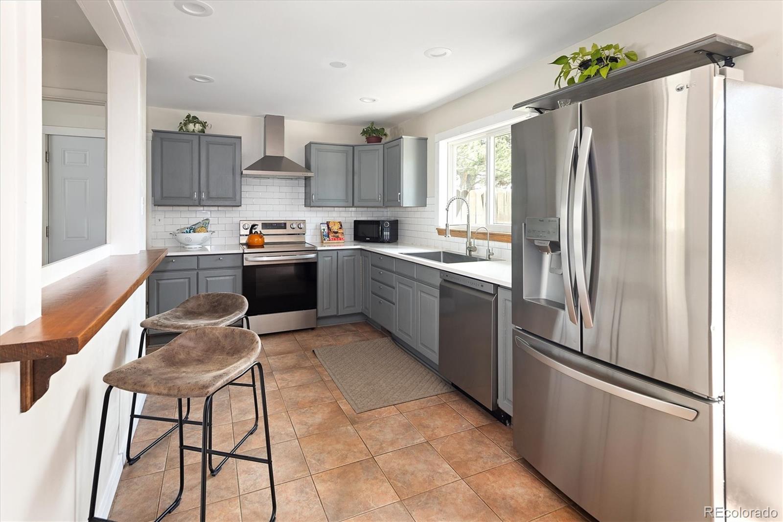MLS Image #12 for 1550 s forest street,denver, Colorado