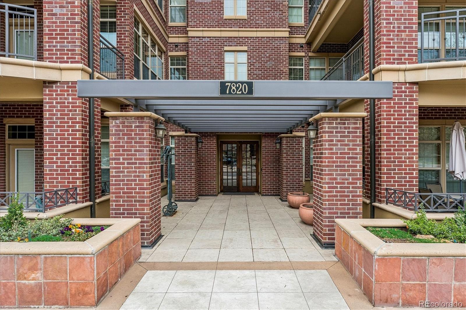 MLS Image #1 for 7820  inverness boulevard 311,englewood, Colorado