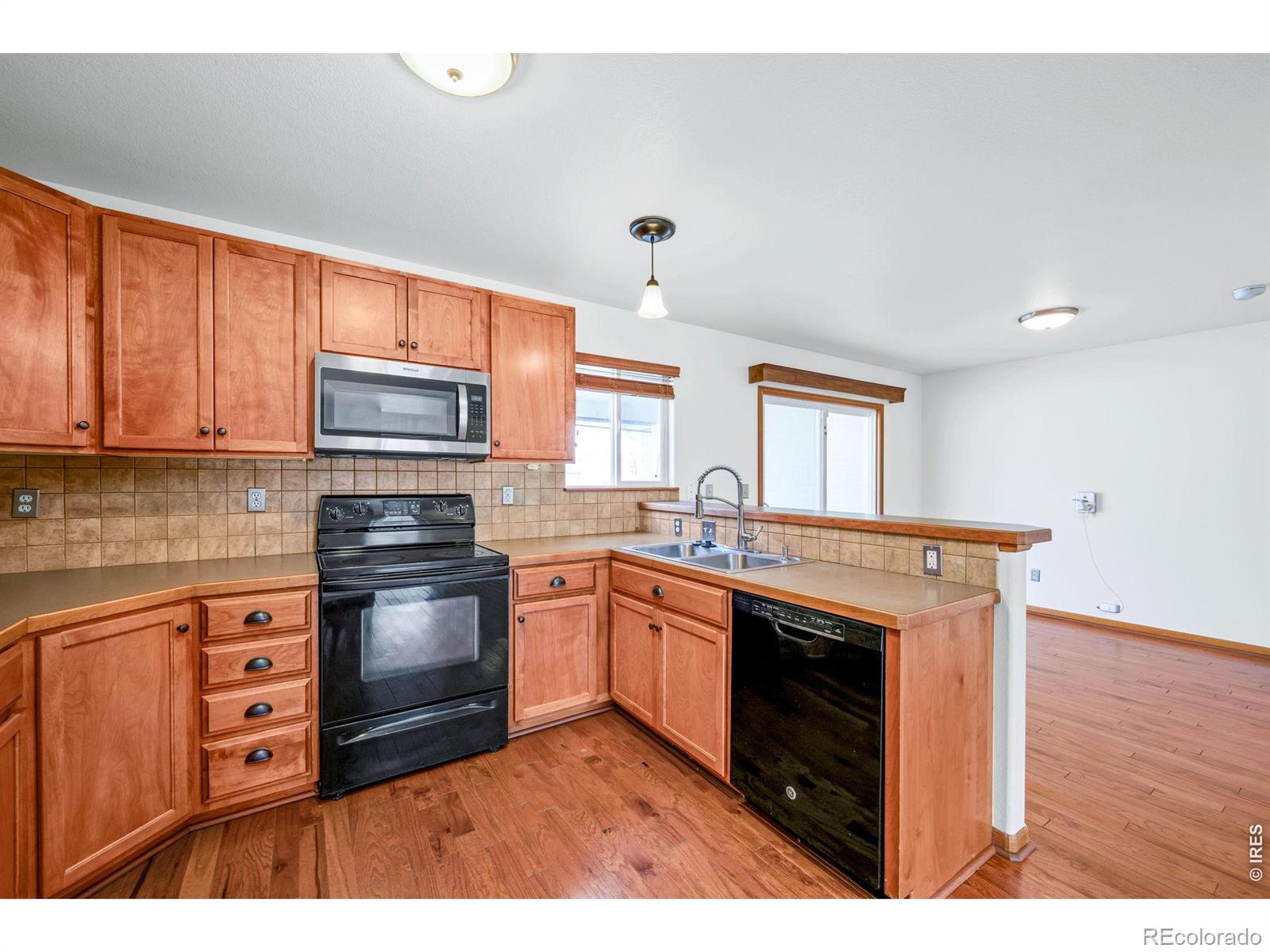 MLS Image #5 for 1245 w 50th street,loveland, Colorado