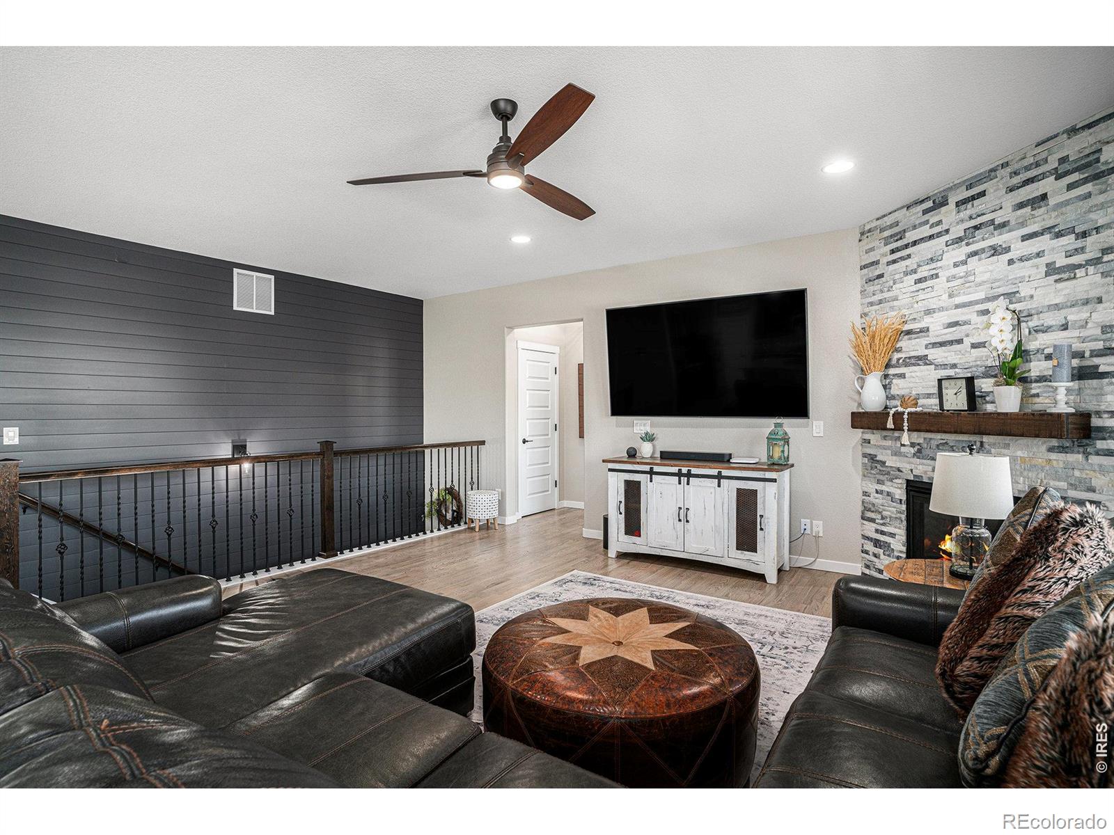 MLS Image #6 for 2069  covered bridge parkway,windsor, Colorado