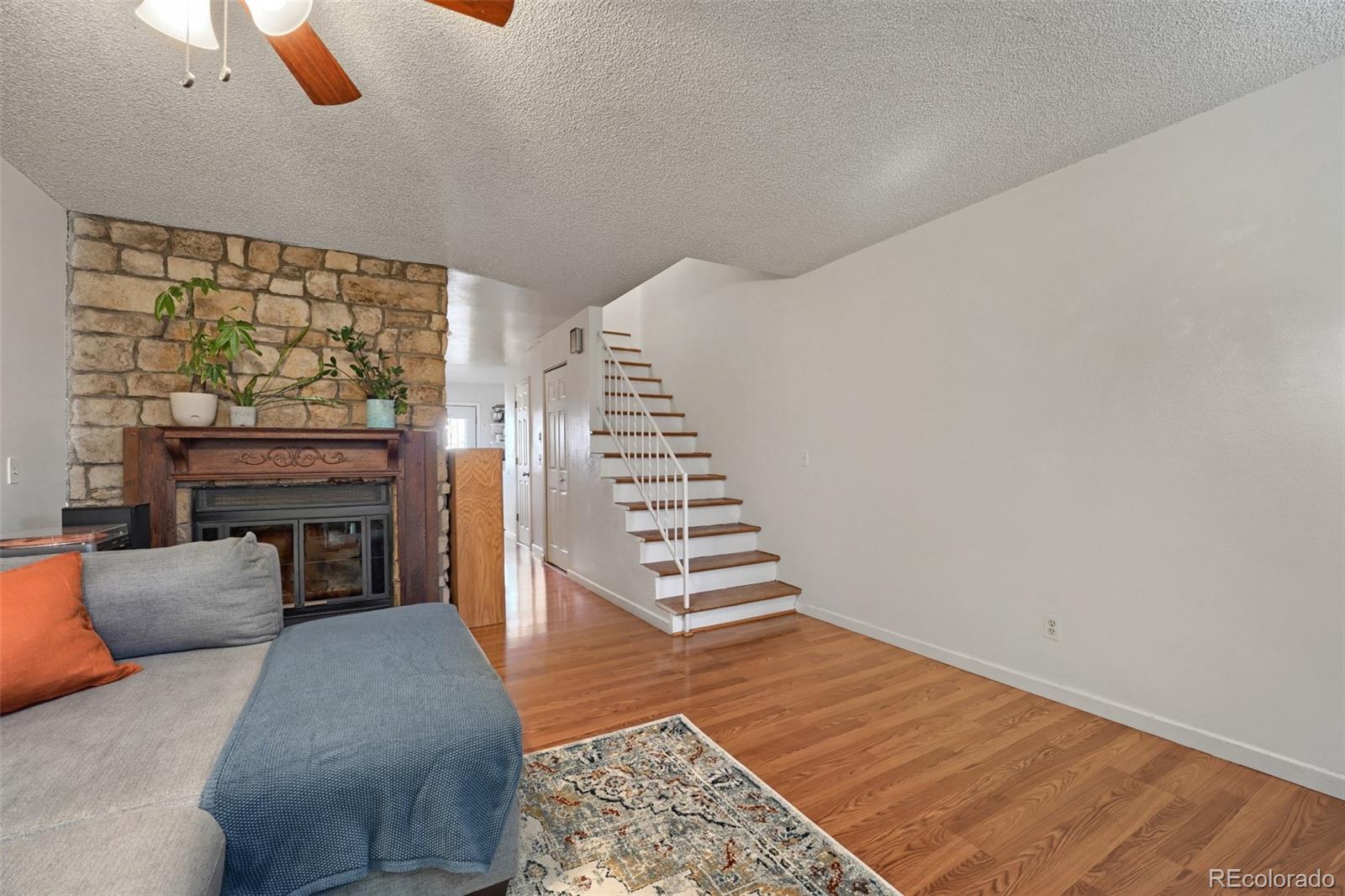 MLS Image #3 for 2262 s jasper way a,aurora, Colorado