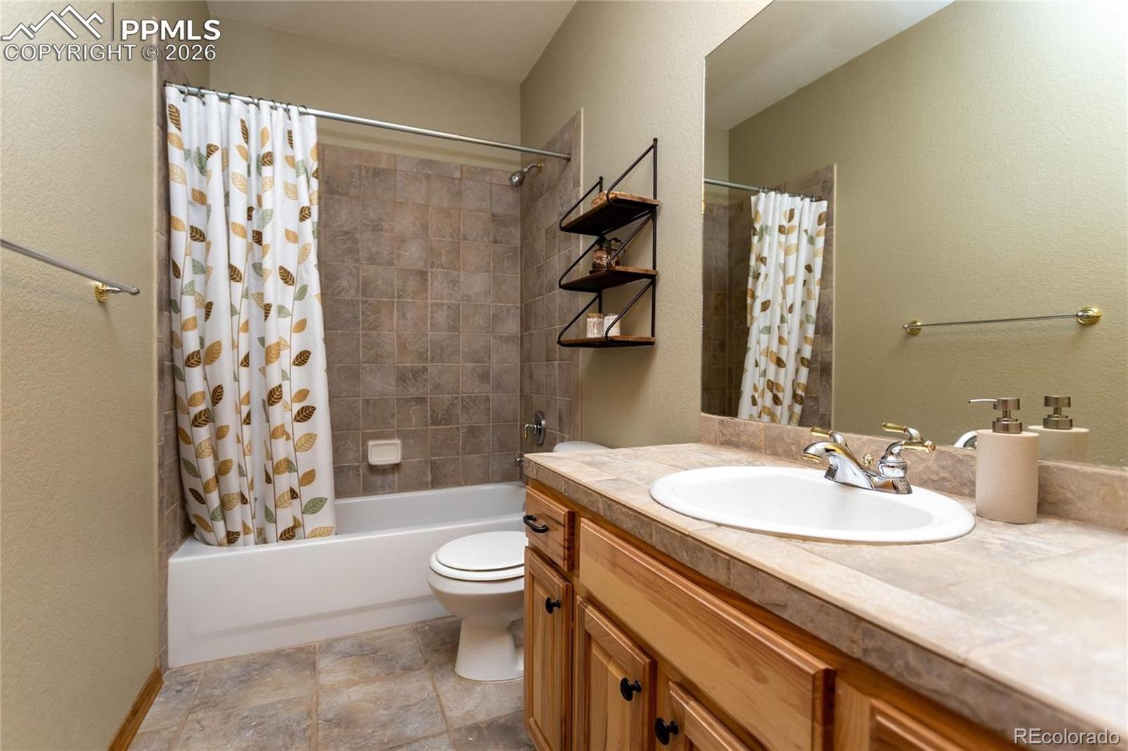 MLS Image #33 for 20585  warriors path drive,peyton, Colorado