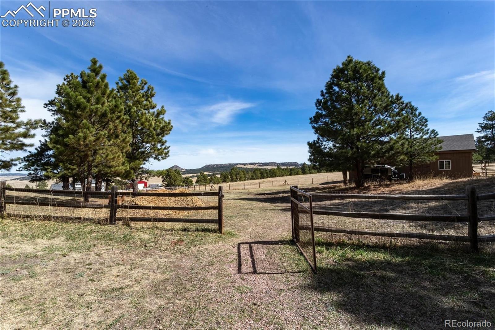 MLS Image #41 for 20585  warriors path drive,peyton, Colorado