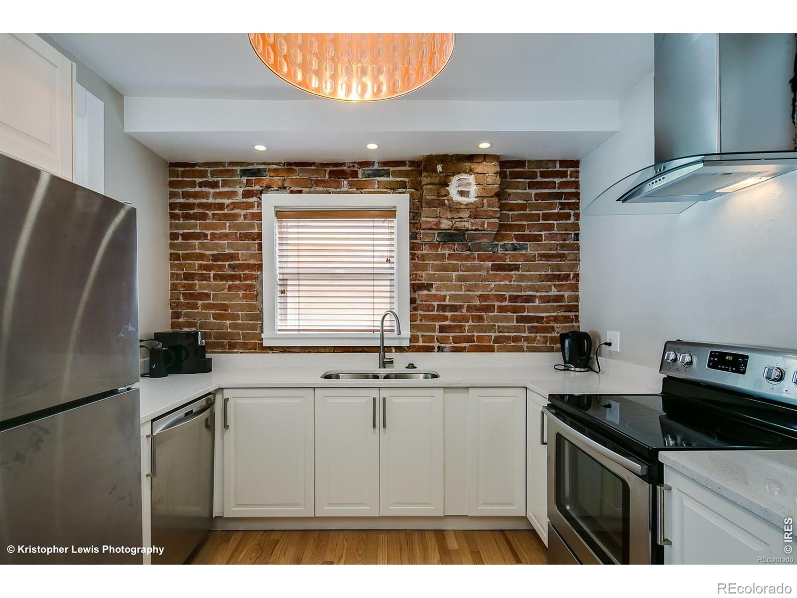 MLS Image #11 for 284 s lafayette street,denver, Colorado