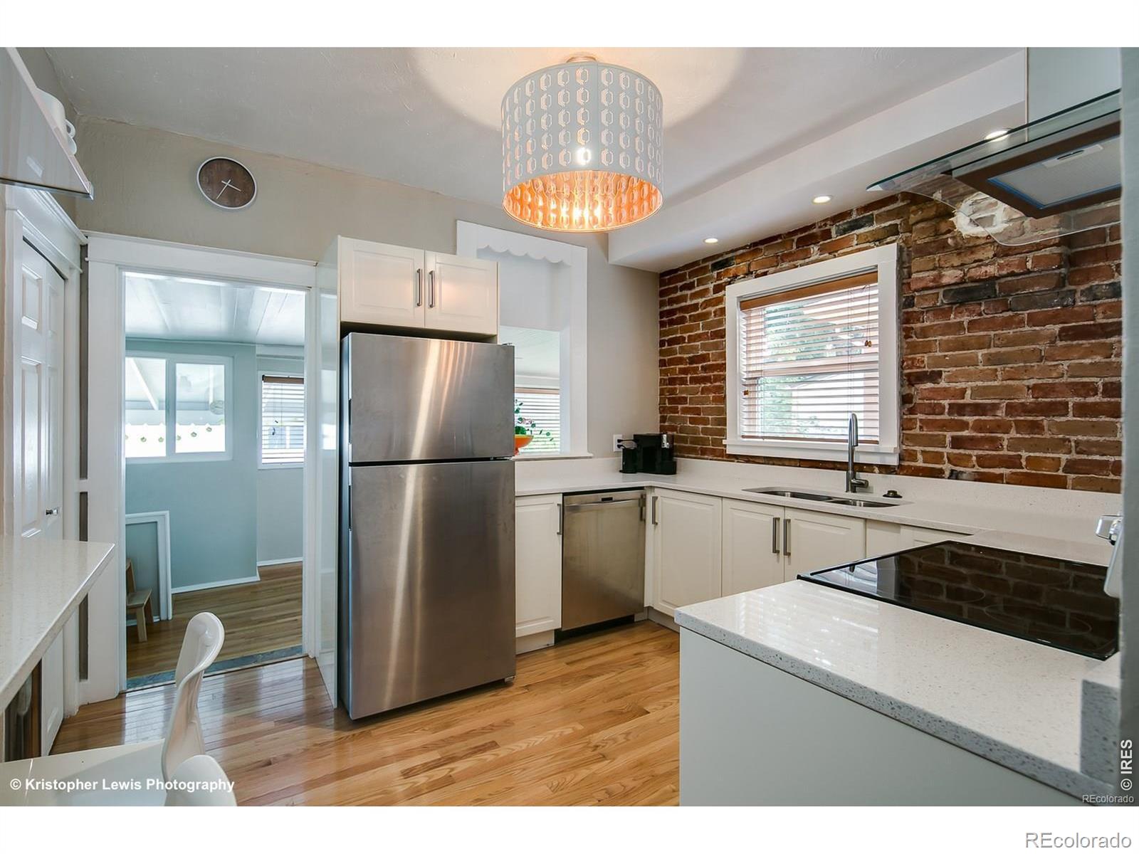 MLS Image #9 for 284 s lafayette street,denver, Colorado