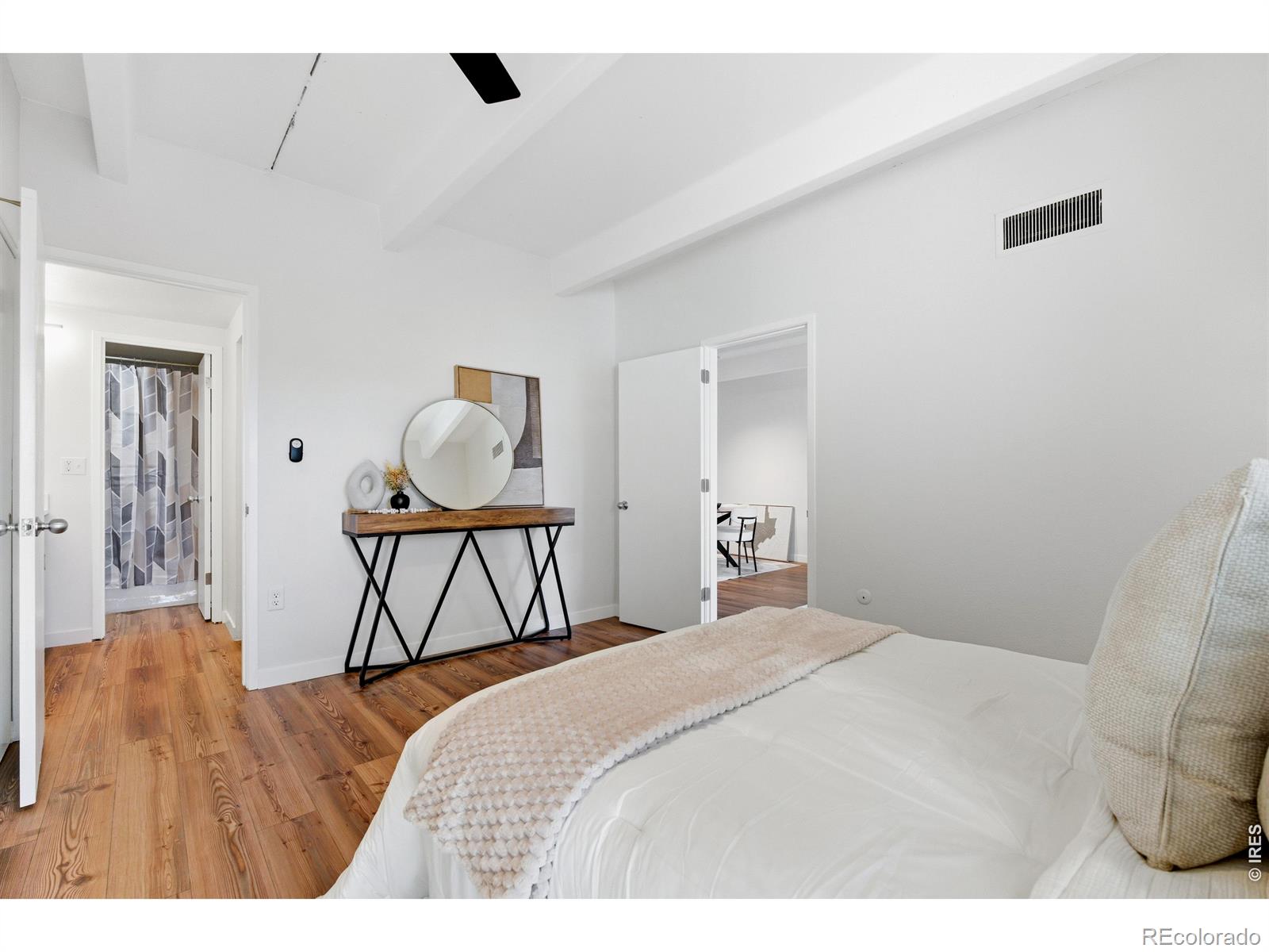 MLS Image #15 for 551 n pearl street 303,denver, Colorado