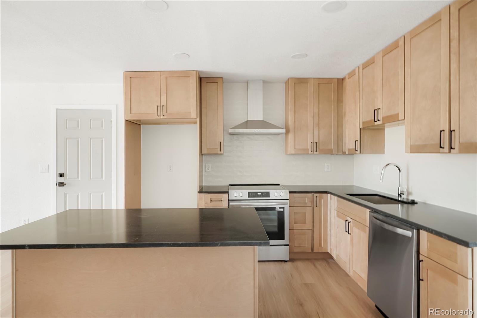 MLS Image #23 for 9457 w hamilton drive,lakewood, Colorado