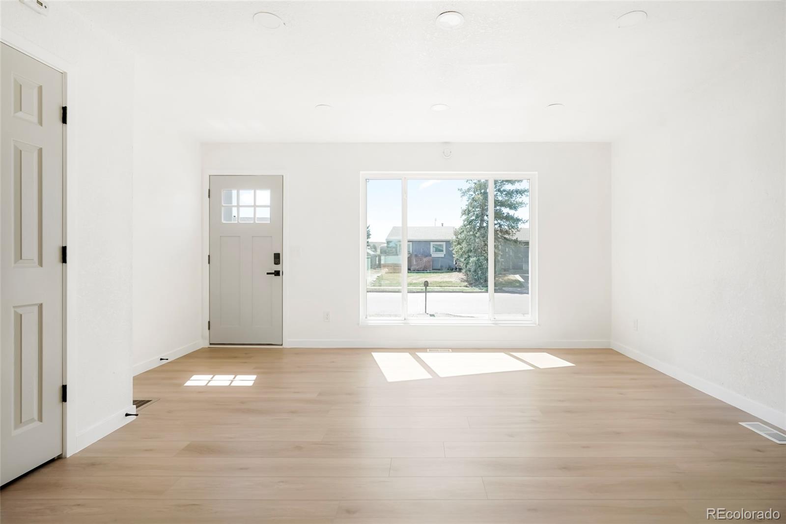 MLS Image #4 for 9457 w hamilton drive,lakewood, Colorado