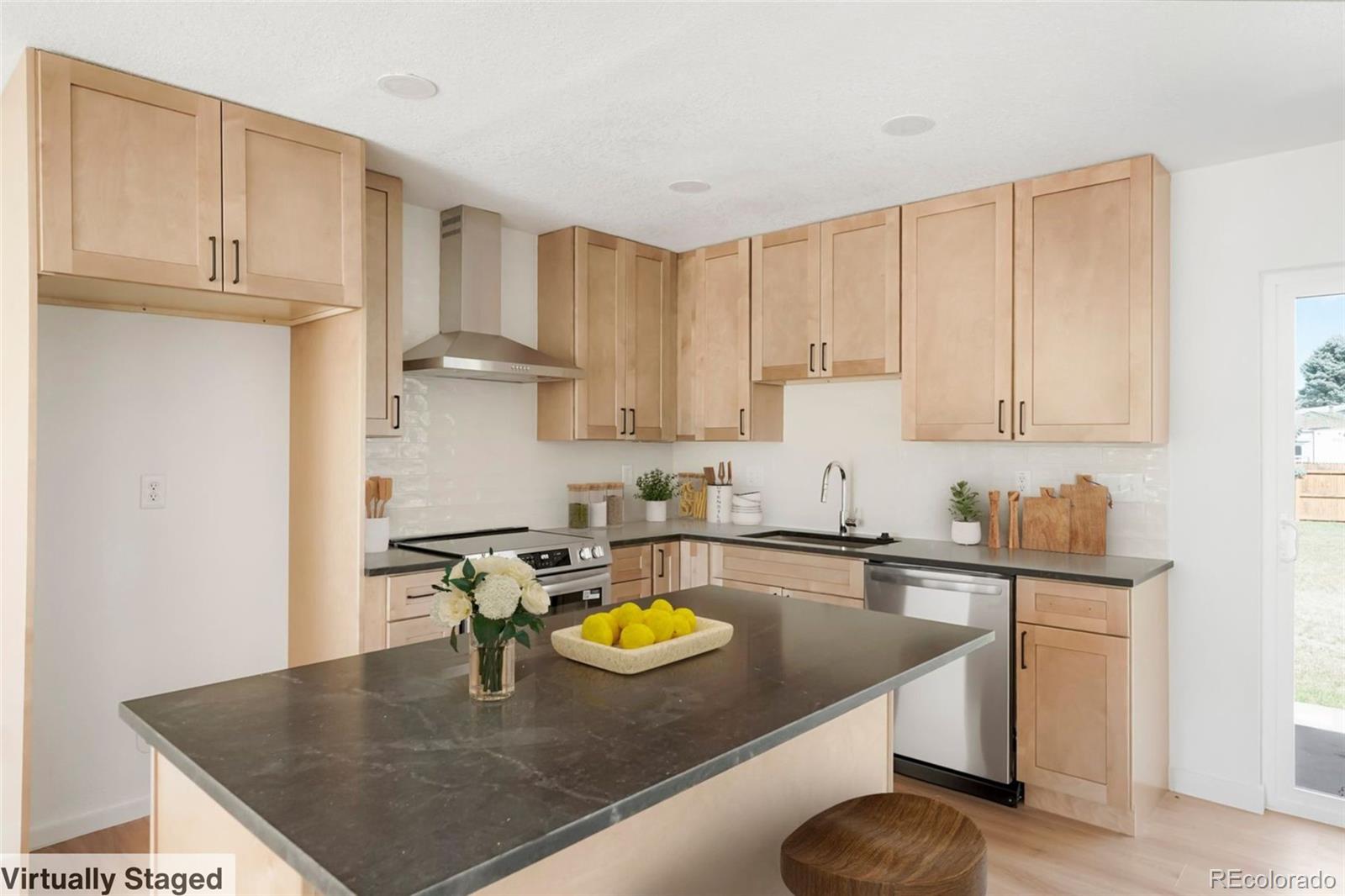 MLS Image #5 for 9457 w hamilton drive,lakewood, Colorado