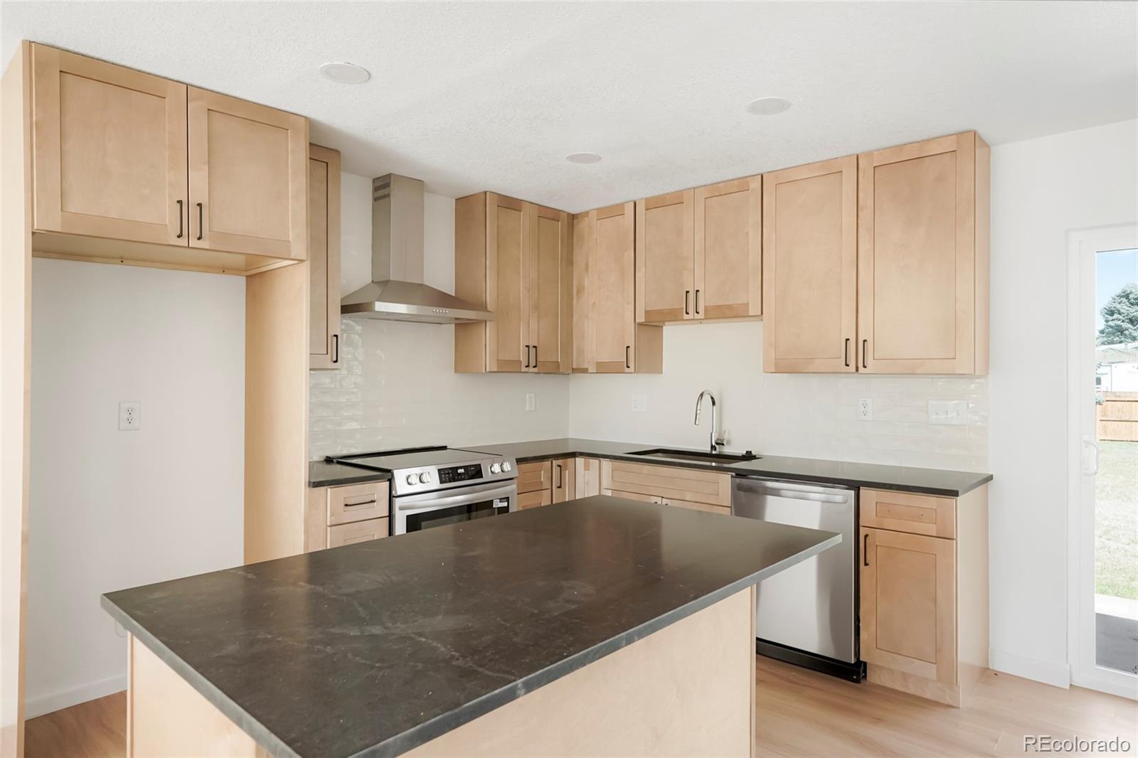 MLS Image #6 for 9457 w hamilton drive,lakewood, Colorado