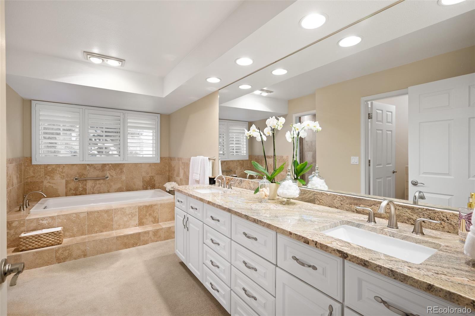 MLS Image #18 for 4505 s yosemite street,denver, Colorado