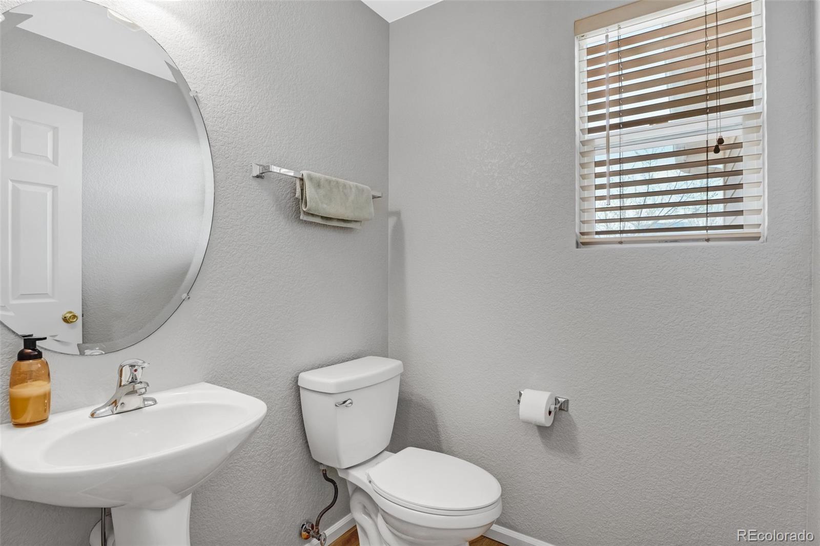MLS Image #14 for 1108 e 96th place,thornton, Colorado