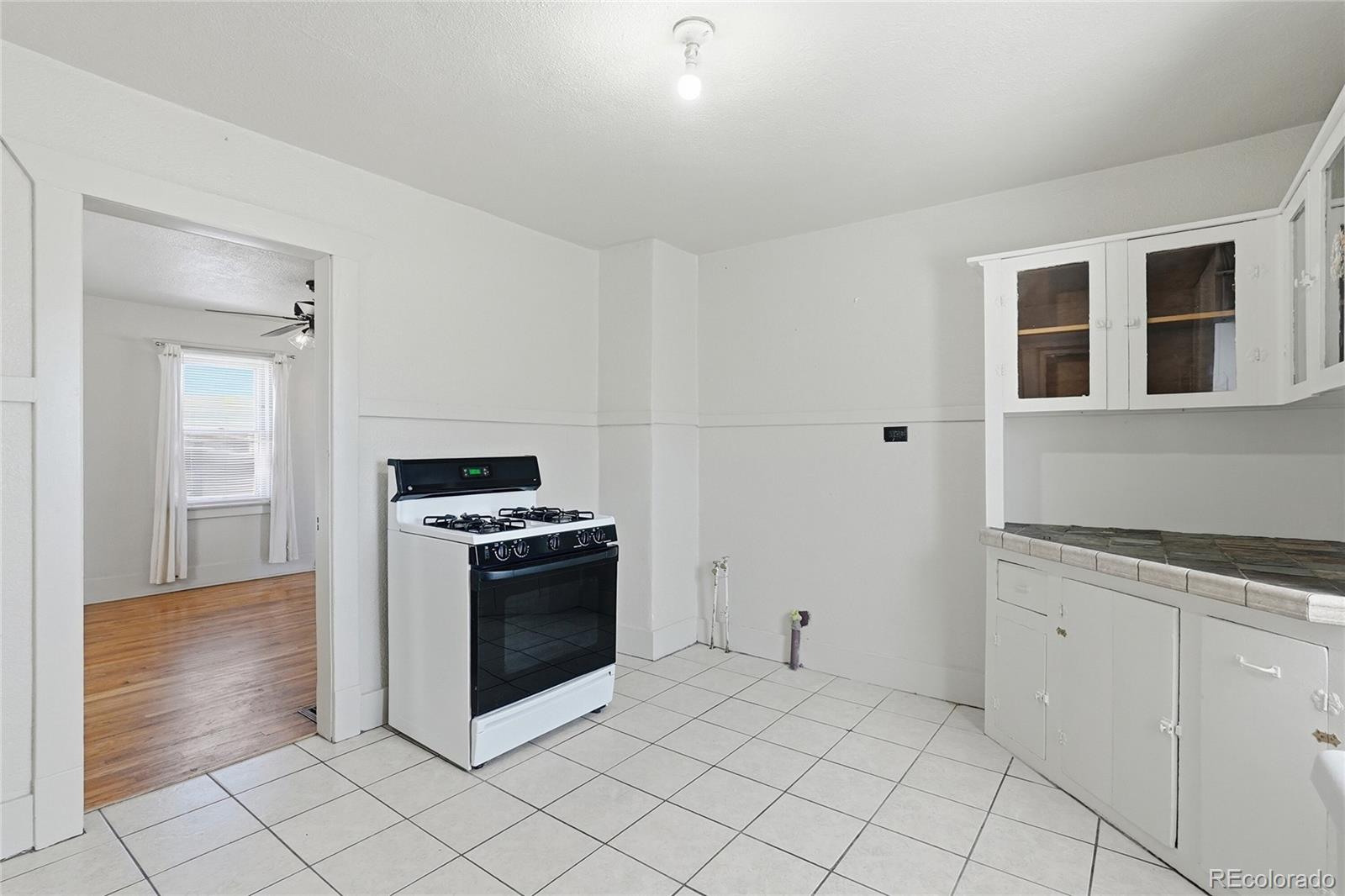 MLS Image #13 for 714 w mesa avenue,pueblo, Colorado
