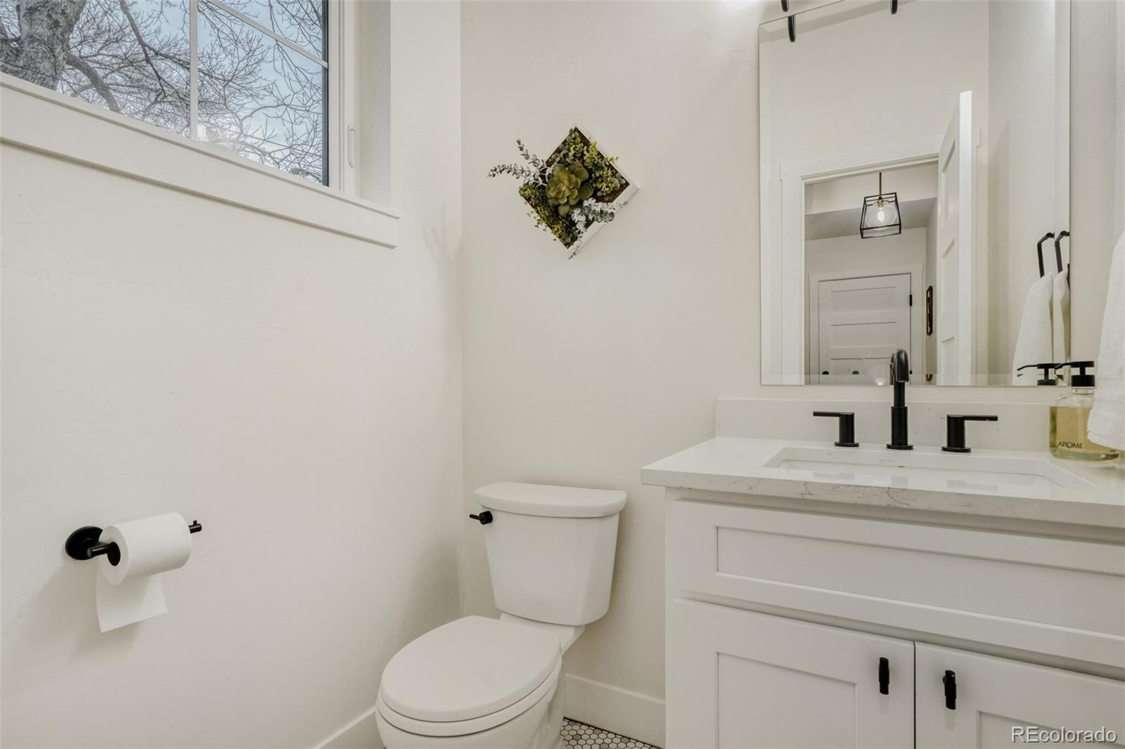 MLS Image #14 for 4640 w 39th avenue,denver, Colorado