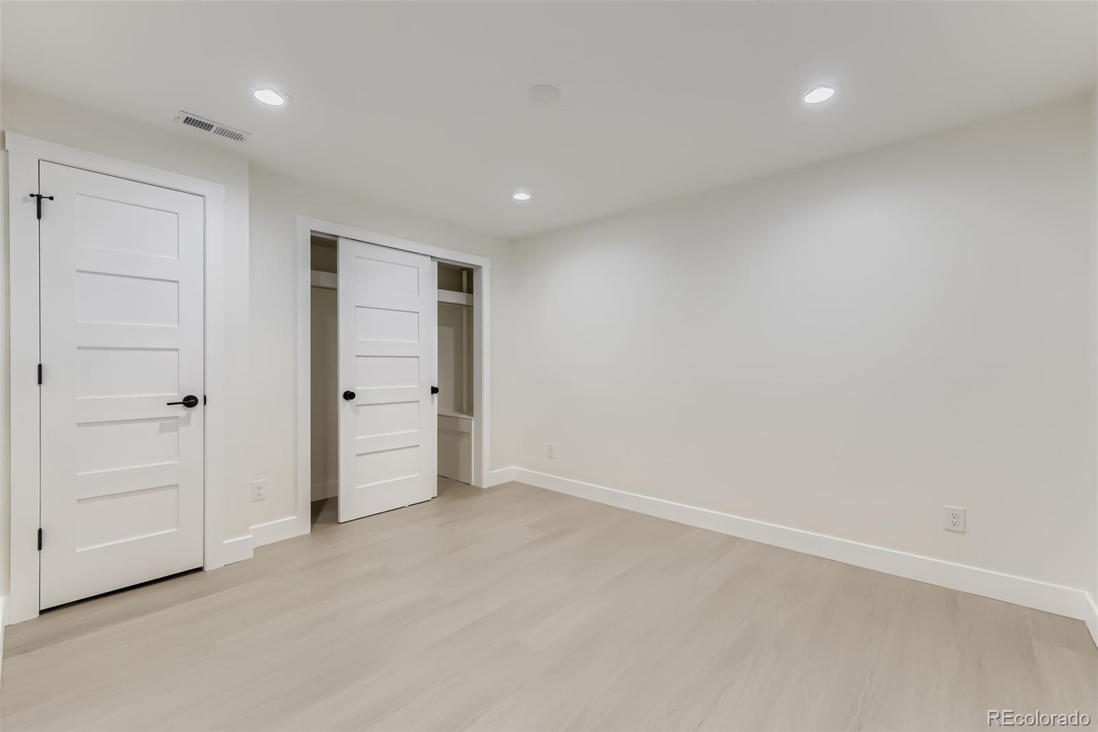MLS Image #26 for 4640 w 39th avenue,denver, Colorado