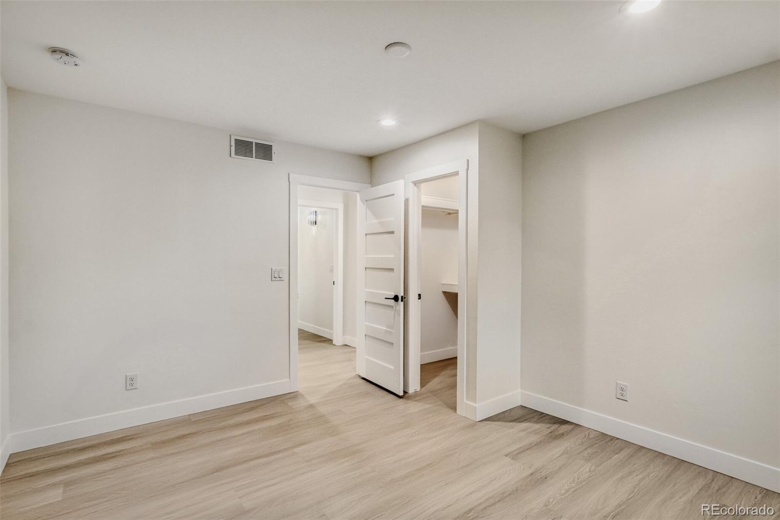 MLS Image #29 for 4640 w 39th avenue,denver, Colorado