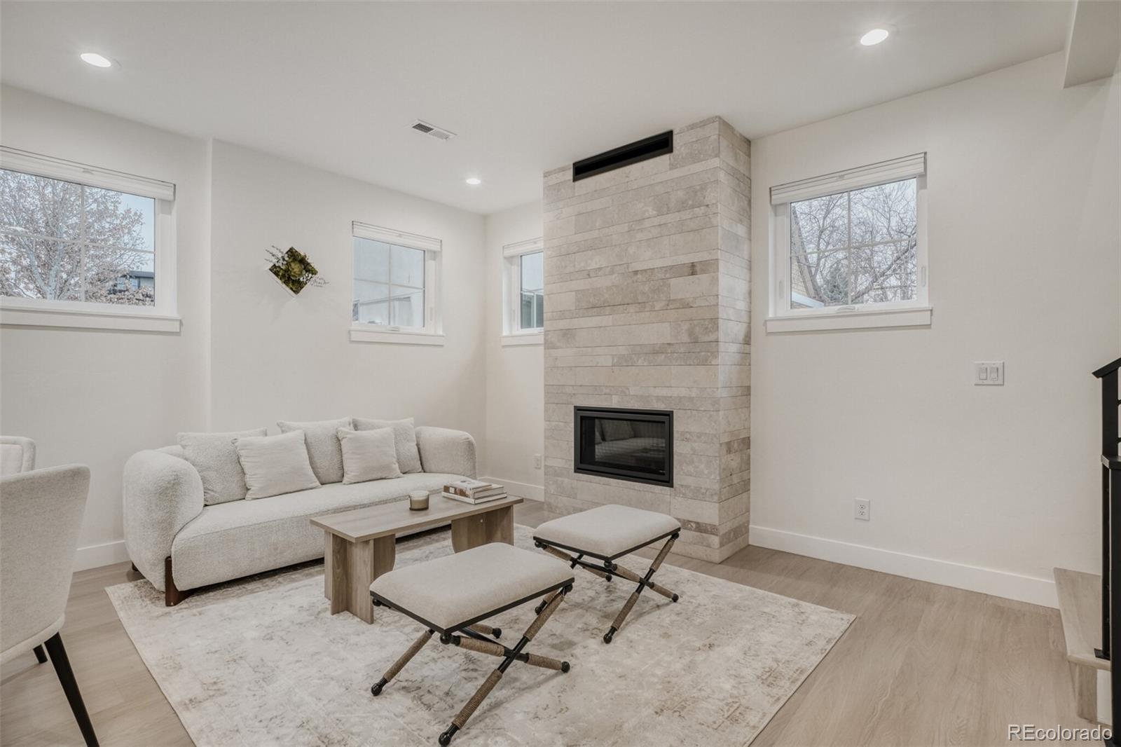 MLS Image #4 for 4640 w 39th avenue,denver, Colorado