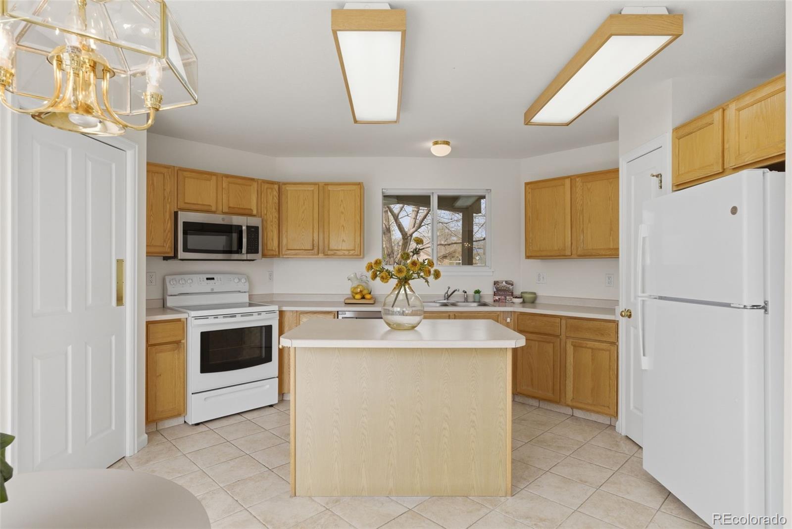 MLS Image #10 for 6848  lupine way,arvada, Colorado