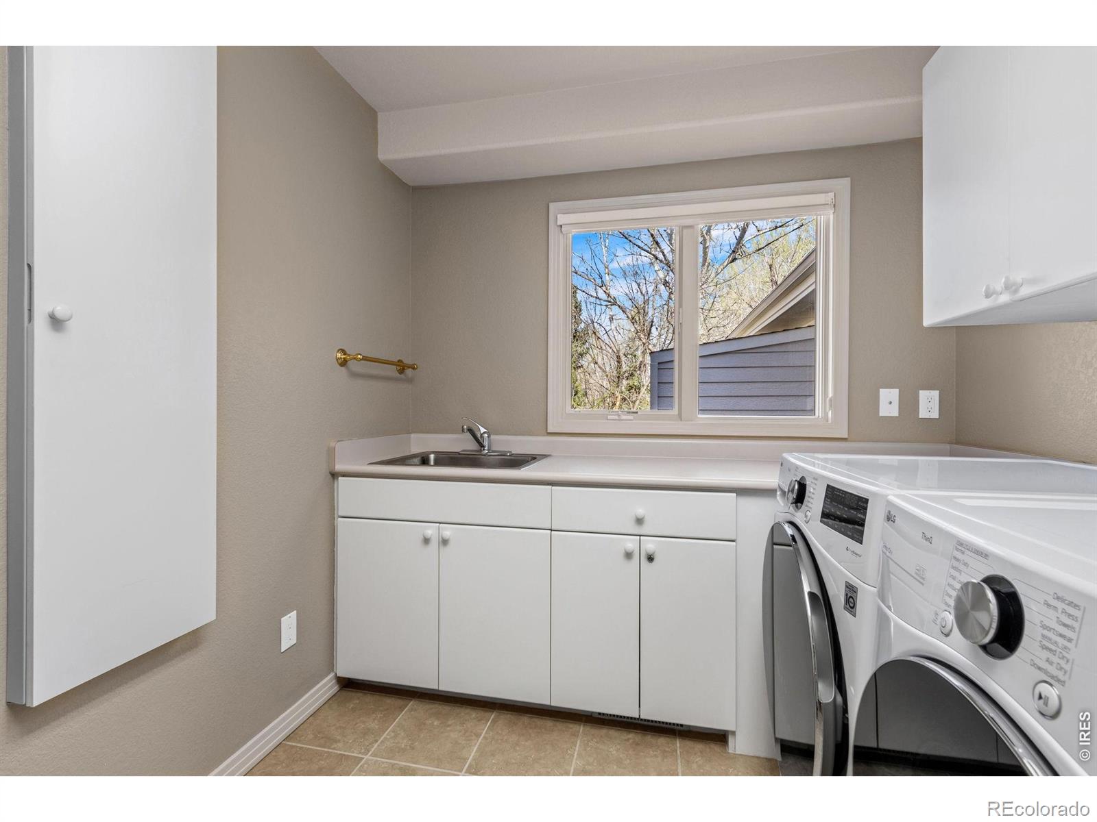 MLS Image #17 for 601  castle ridge court,fort collins, Colorado