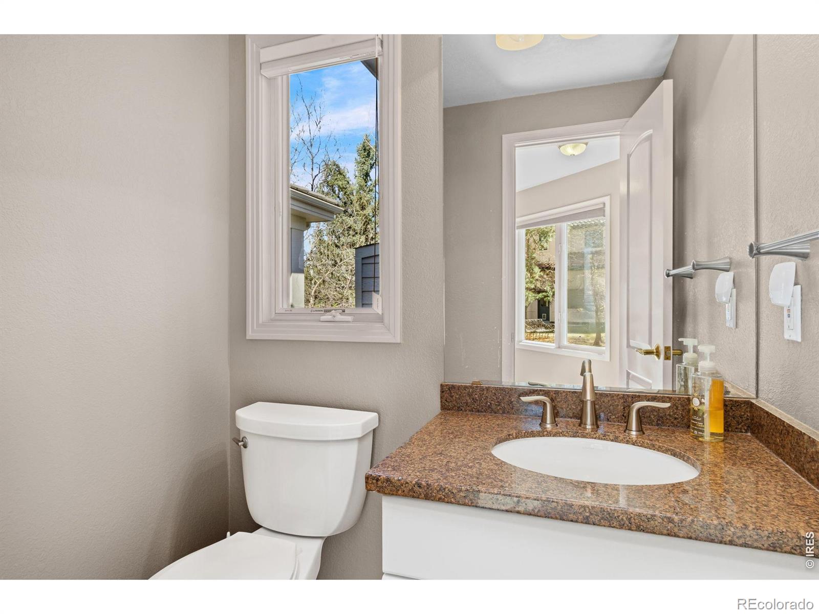 MLS Image #19 for 601  castle ridge court,fort collins, Colorado