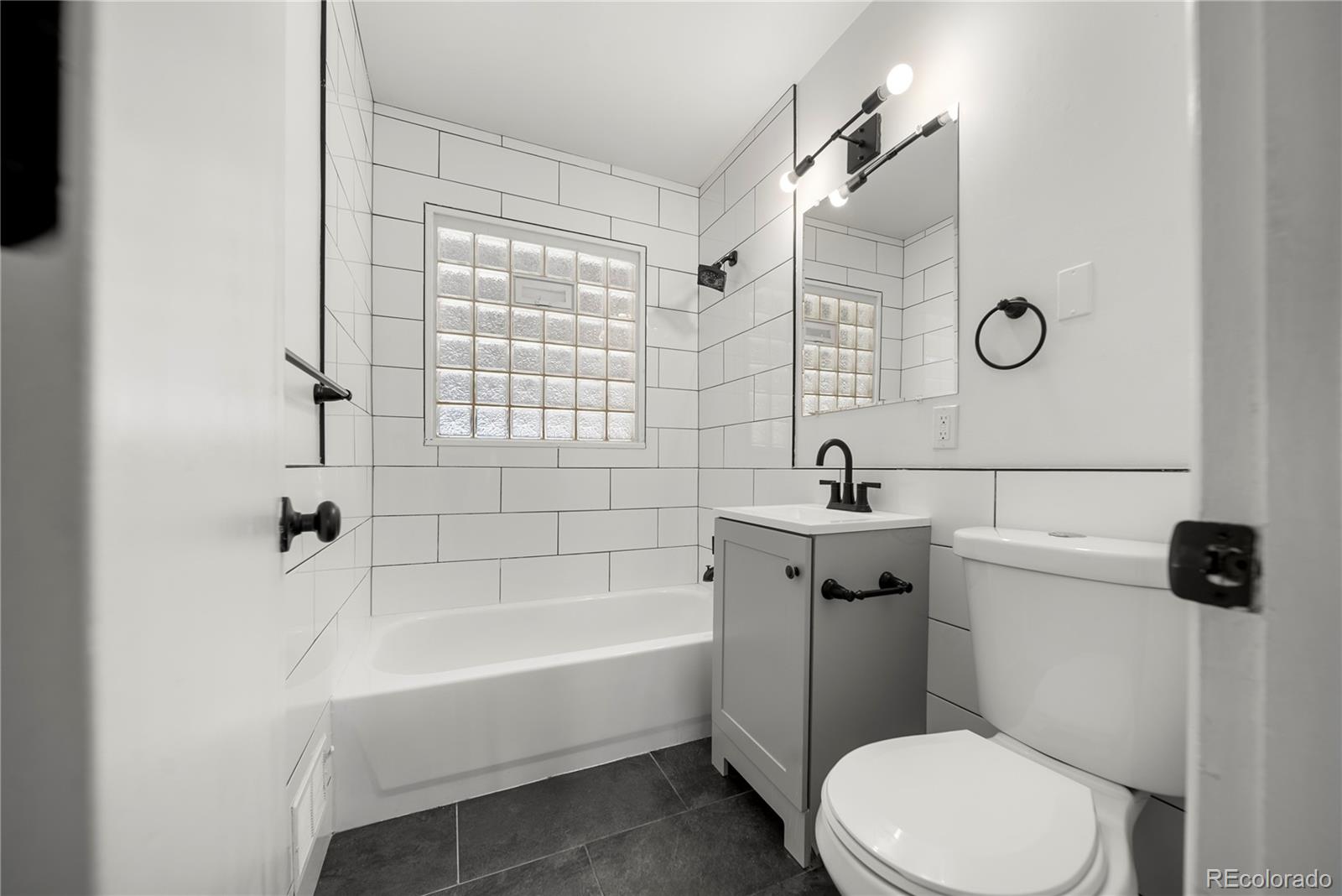 MLS Image #10 for 1240 s winona court,denver, Colorado