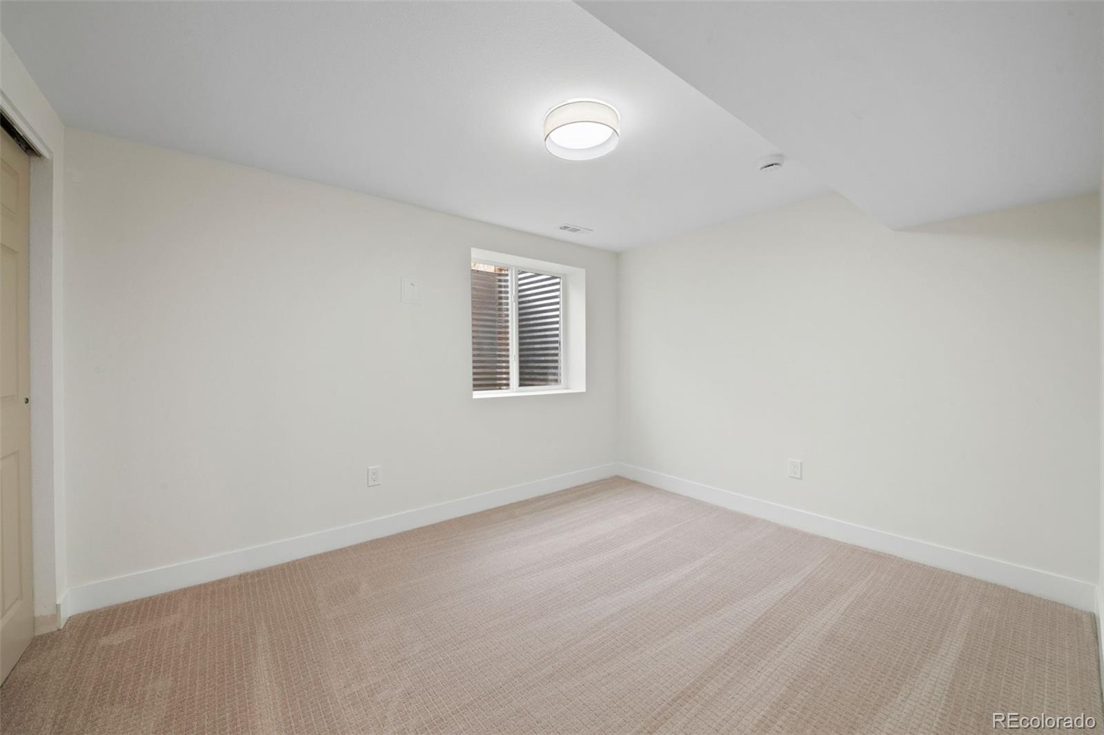 MLS Image #29 for 4611 s perry way,denver, Colorado