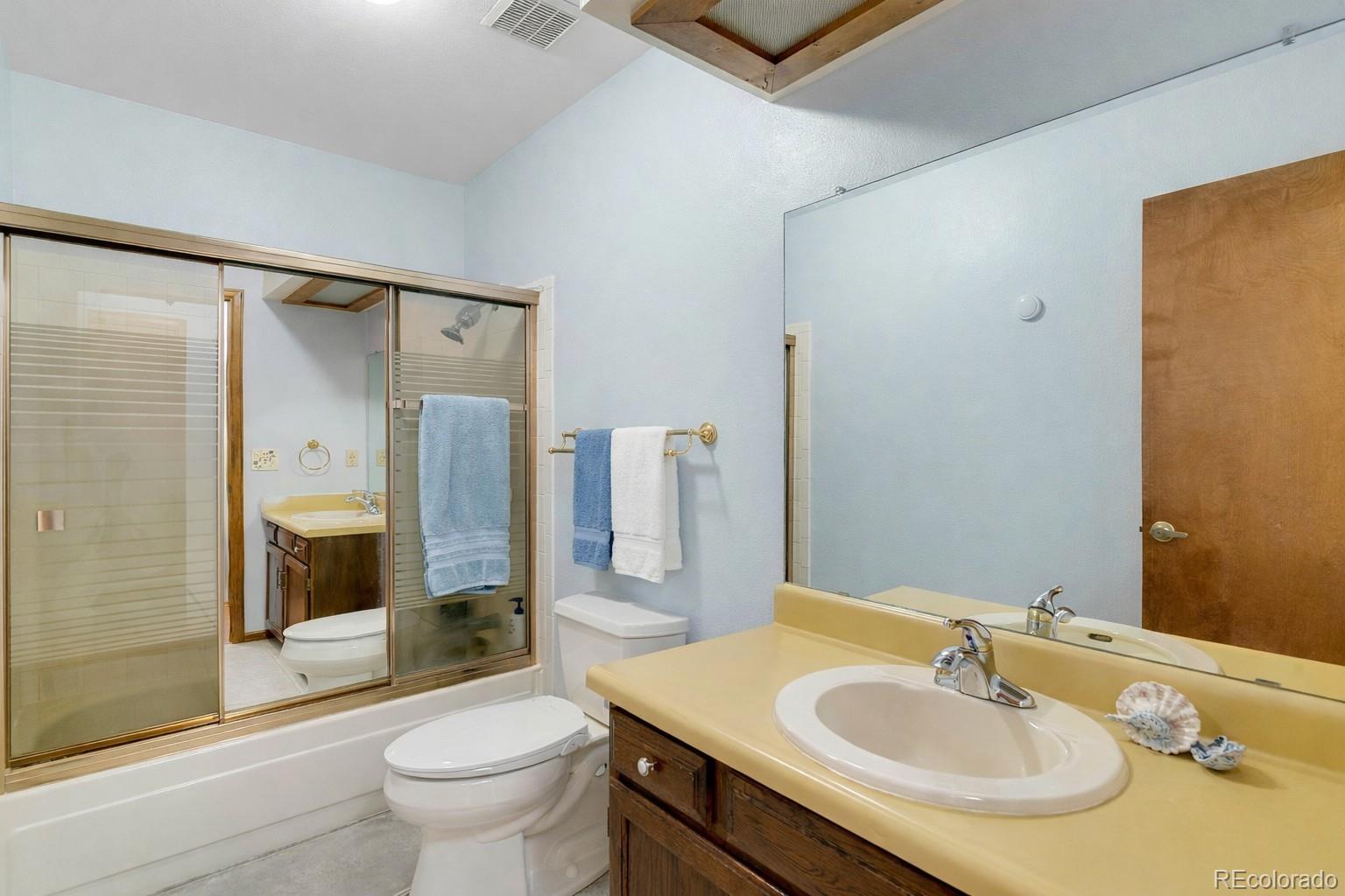MLS Image #24 for 15993 e loyola drive,aurora, Colorado