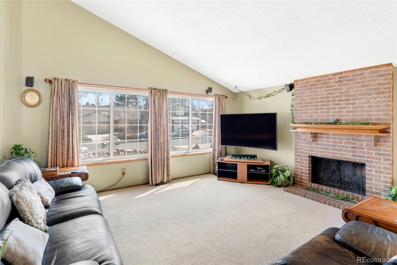 MLS Image #3 for 15993 e loyola drive,aurora, Colorado