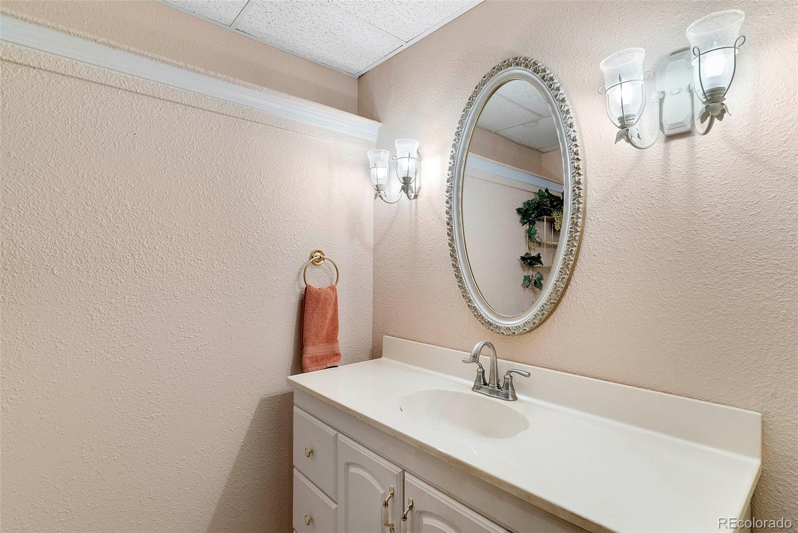 MLS Image #39 for 15993 e loyola drive,aurora, Colorado