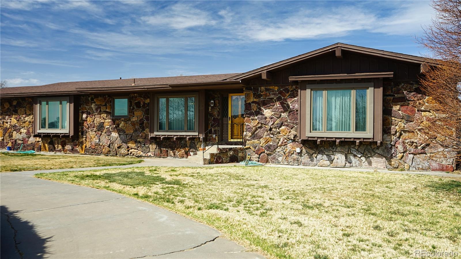 MLS Image #2 for 412 w poplar street,walsh, Colorado