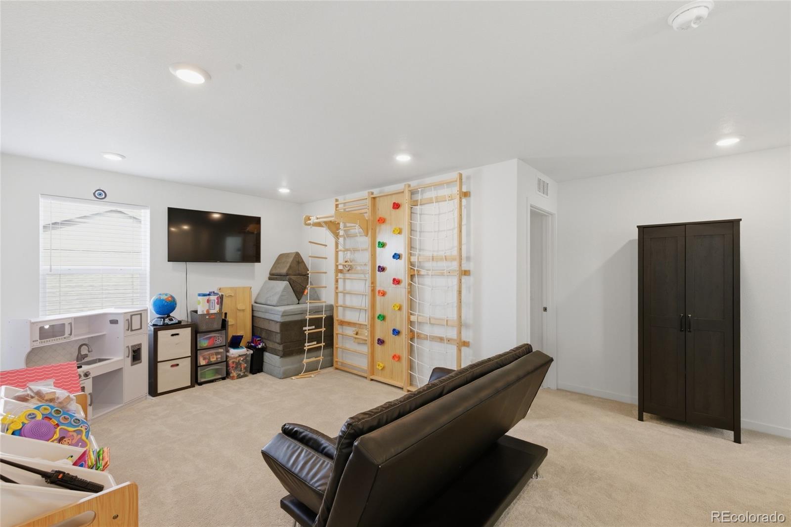 MLS Image #10 for 46538  sunrise court,bennett, Colorado