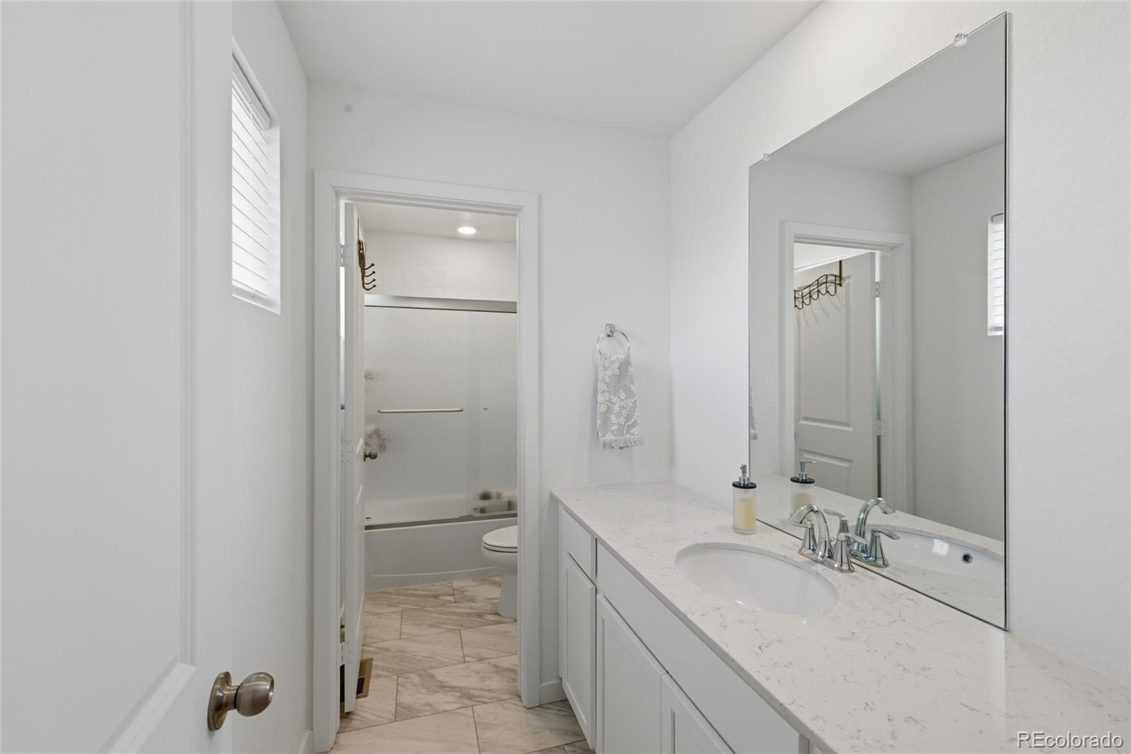MLS Image #23 for 46538  sunrise court,bennett, Colorado