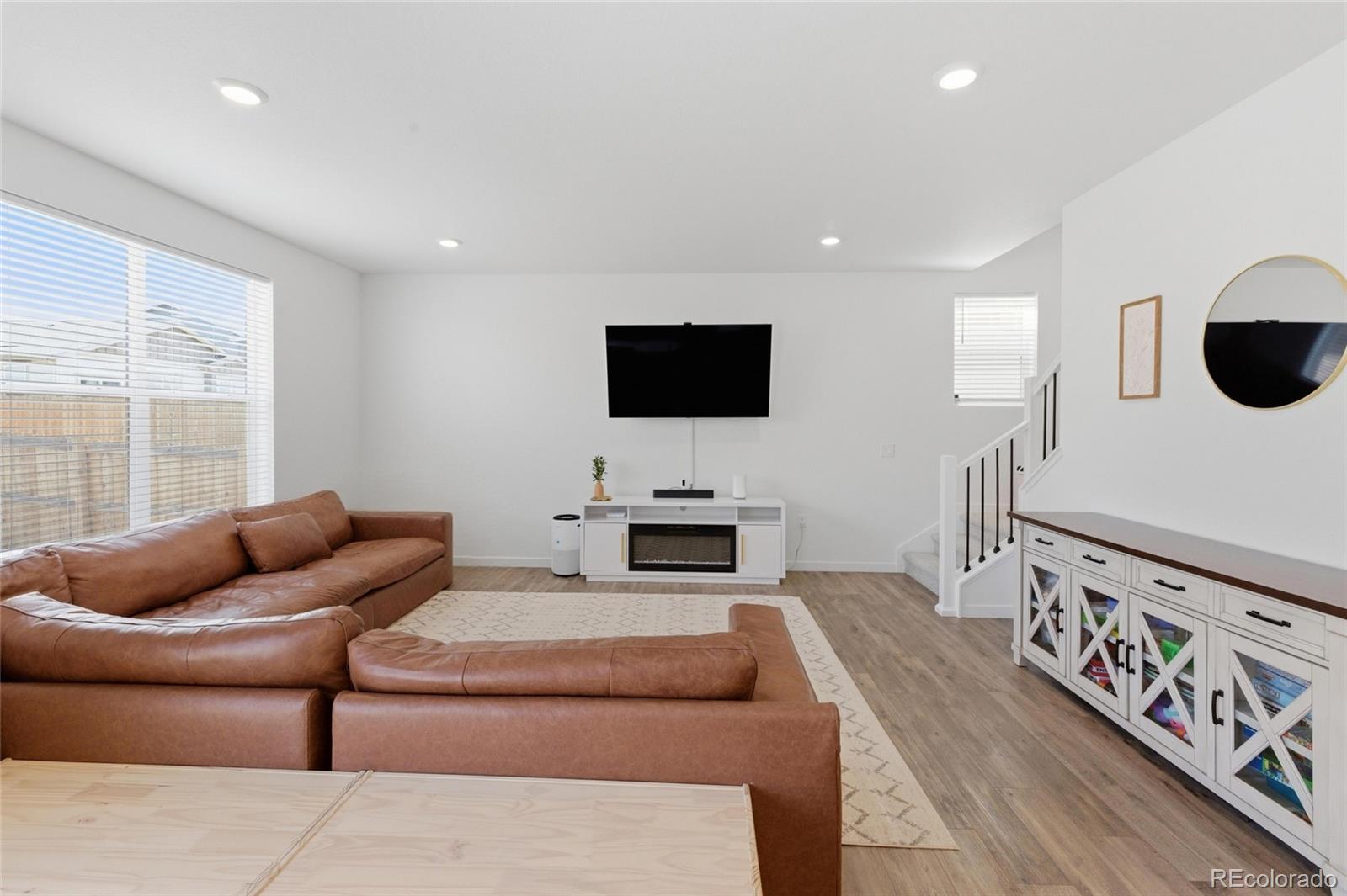 MLS Image #6 for 46538  sunrise court,bennett, Colorado