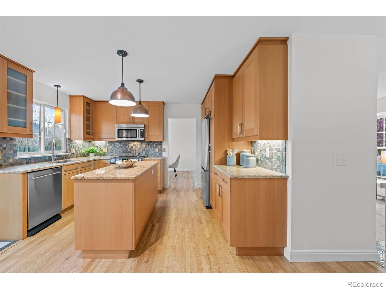 MLS Image #11 for 410  west street,louisville, Colorado