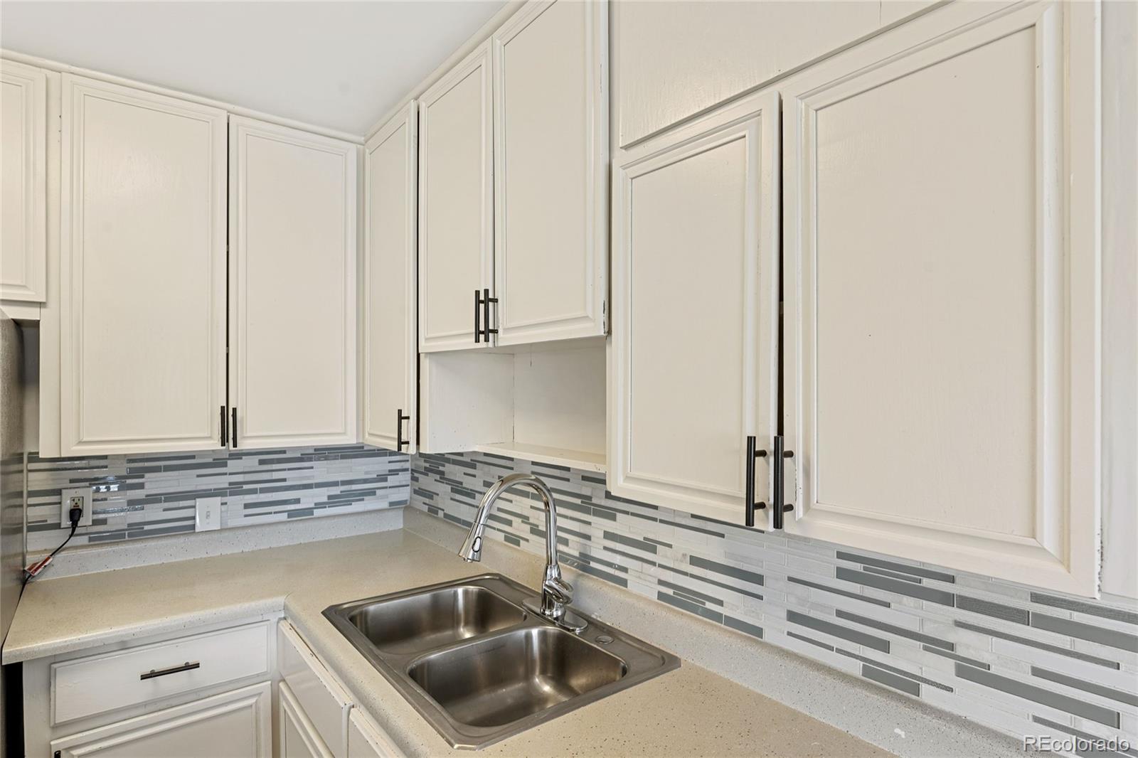 MLS Image #12 for 9260  myrna place,thornton, Colorado