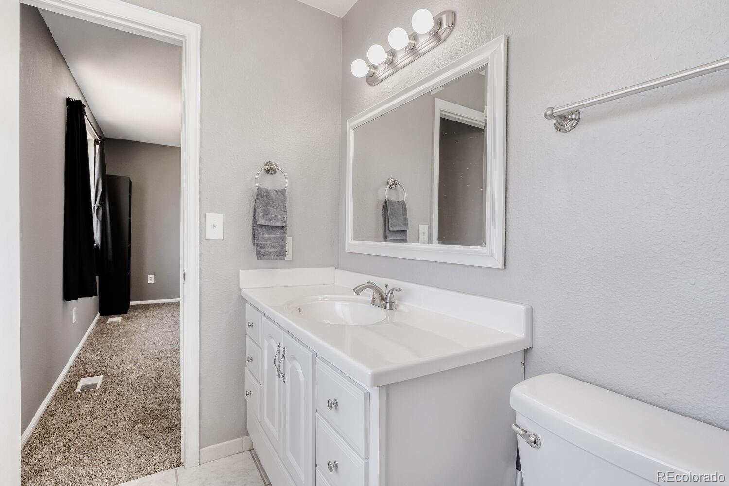 MLS Image #16 for 2556 s cimarron street,aurora, Colorado