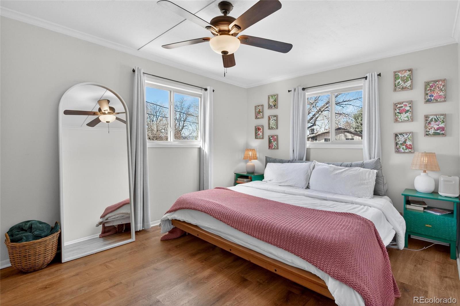 MLS Image #13 for 2861 s sheridan boulevard,denver, Colorado