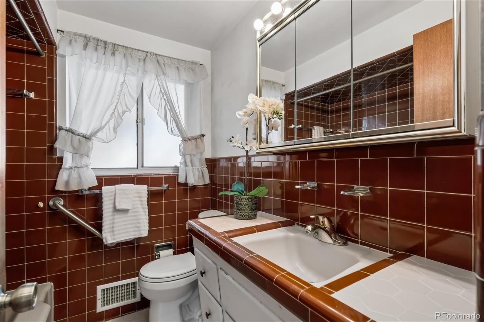 MLS Image #20 for 10310 w 18th place,lakewood, Colorado