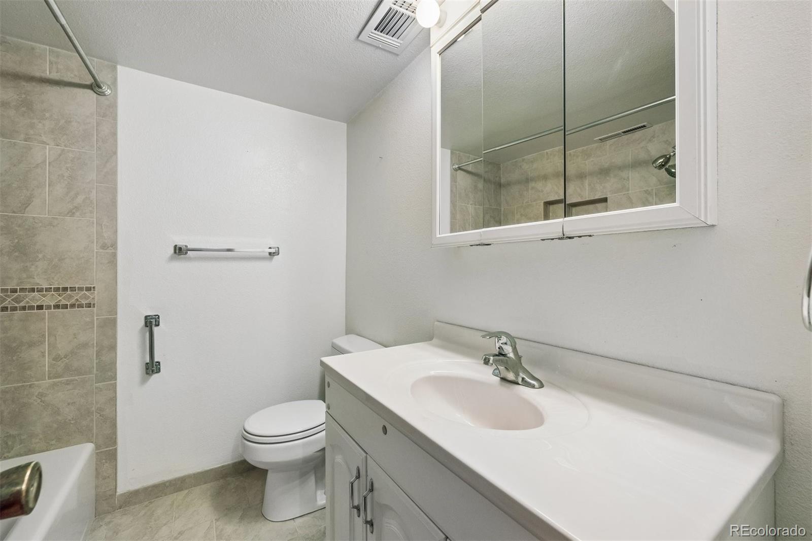 MLS Image #28 for 10310 w 18th place,lakewood, Colorado