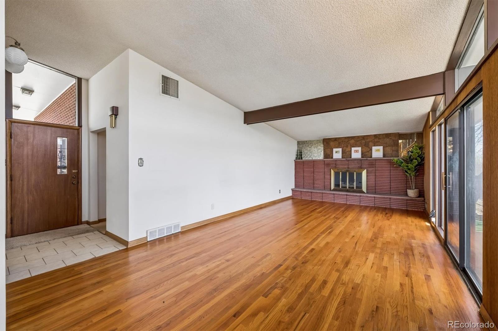 MLS Image #9 for 10310 w 18th place,lakewood, Colorado