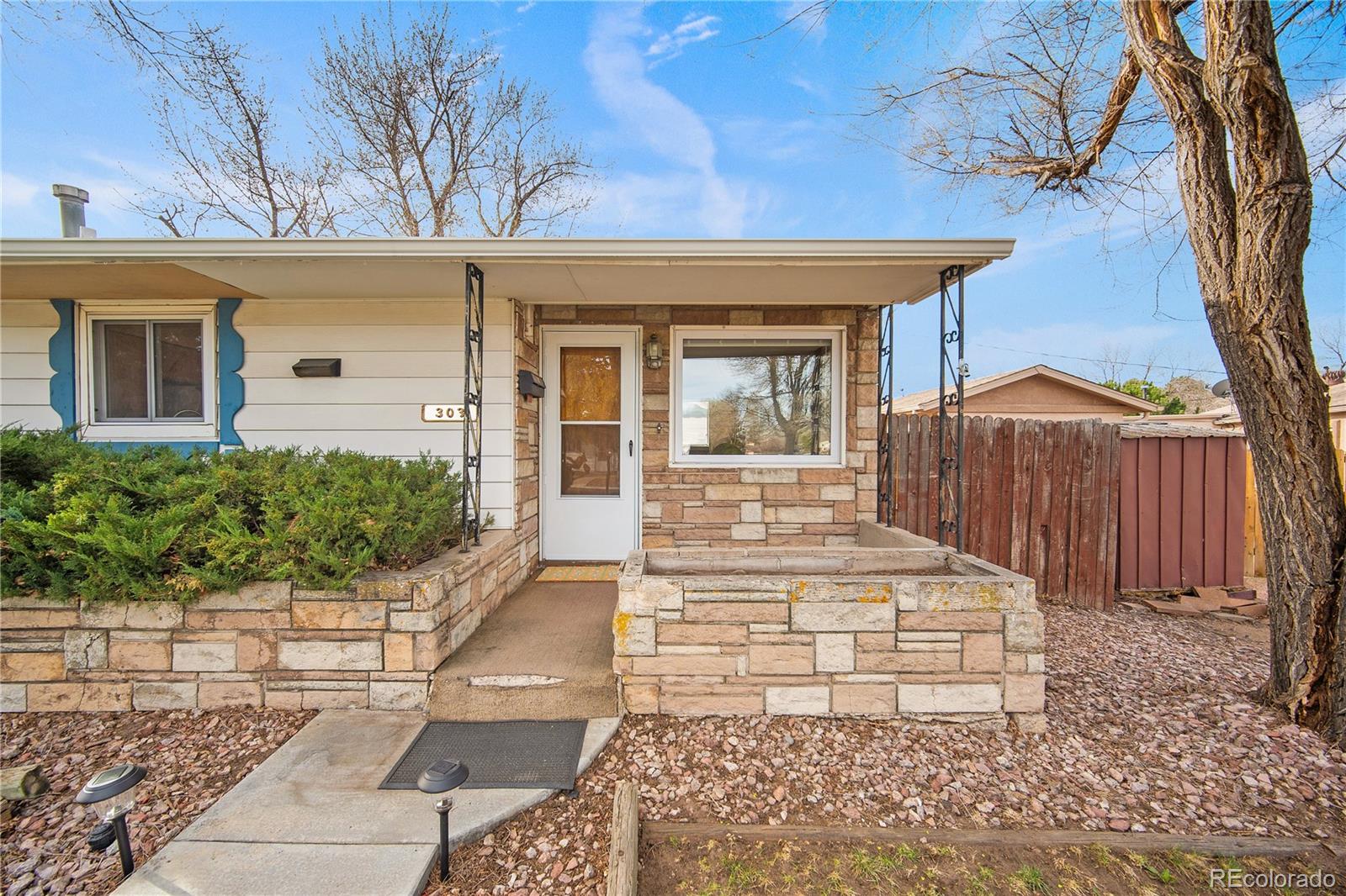 MLS Image #1 for 303  solar drive,colorado springs, Colorado
