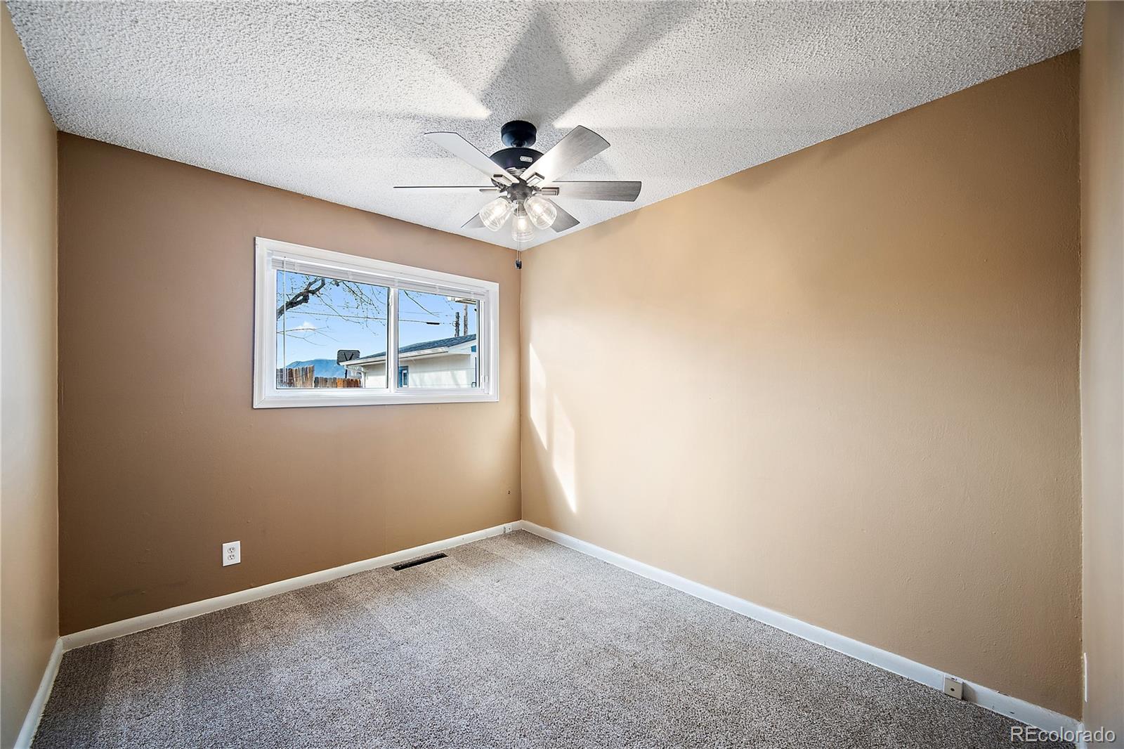 MLS Image #23 for 303  solar drive,colorado springs, Colorado