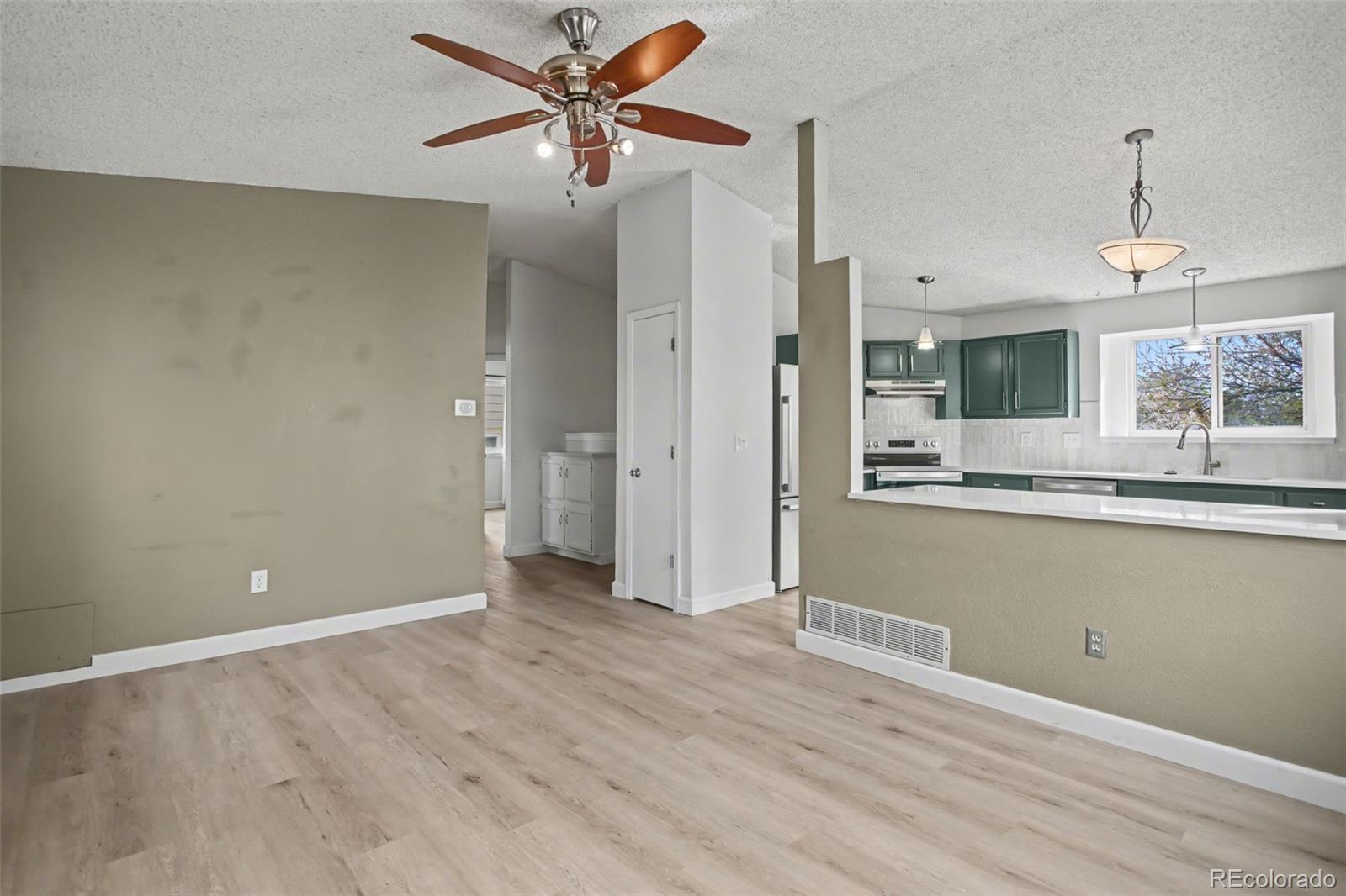 MLS Image #6 for 6169  zenobia court,arvada, Colorado