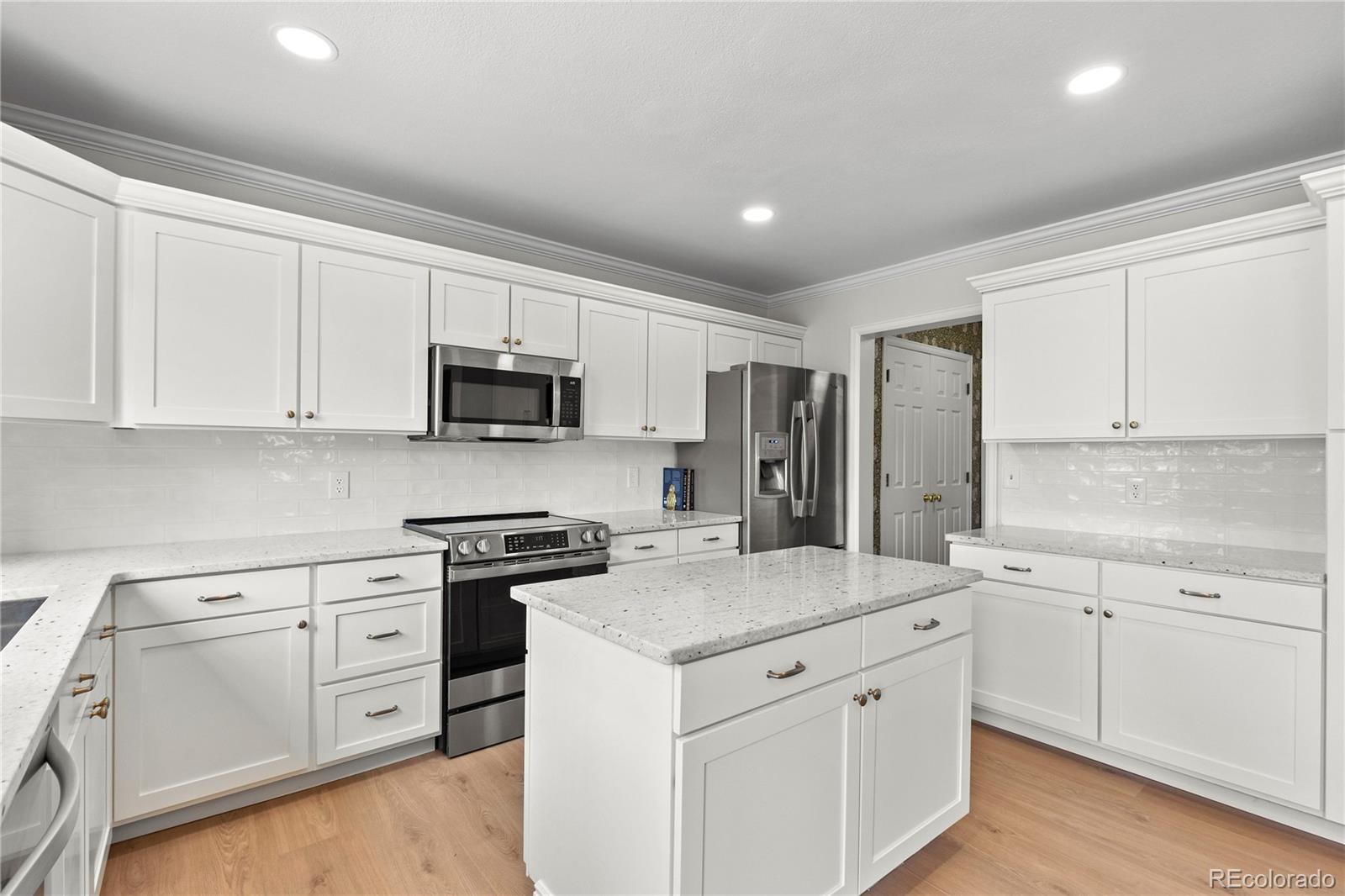 MLS Image #9 for 9362  cornell circle,highlands ranch, Colorado