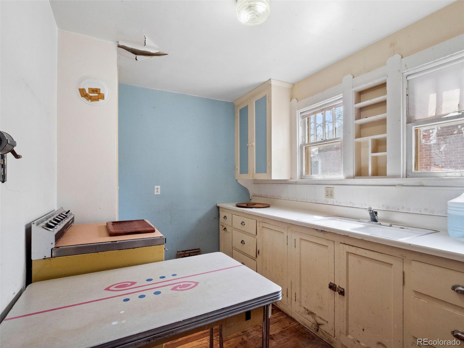 MLS Image #14 for 3261  tennyson street,denver, Colorado
