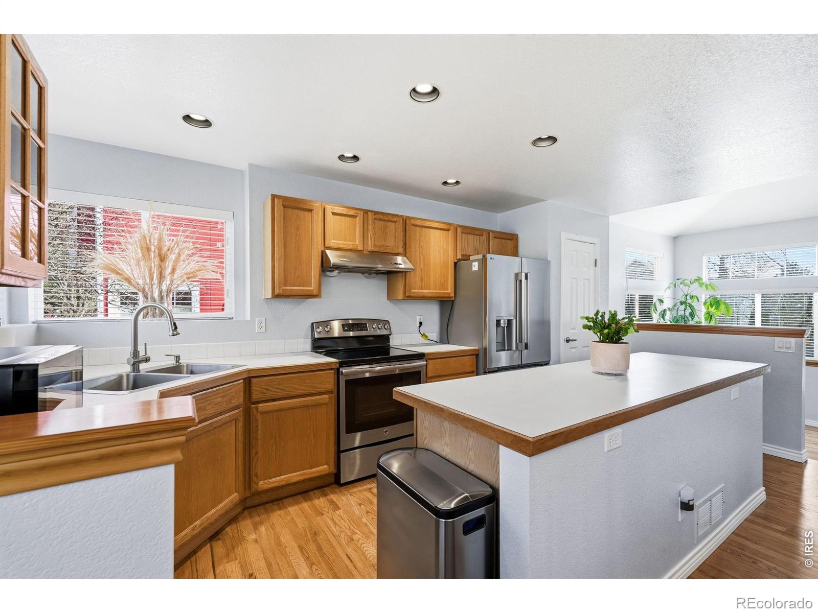 MLS Image #10 for 788  nighthawk circle,louisville, Colorado