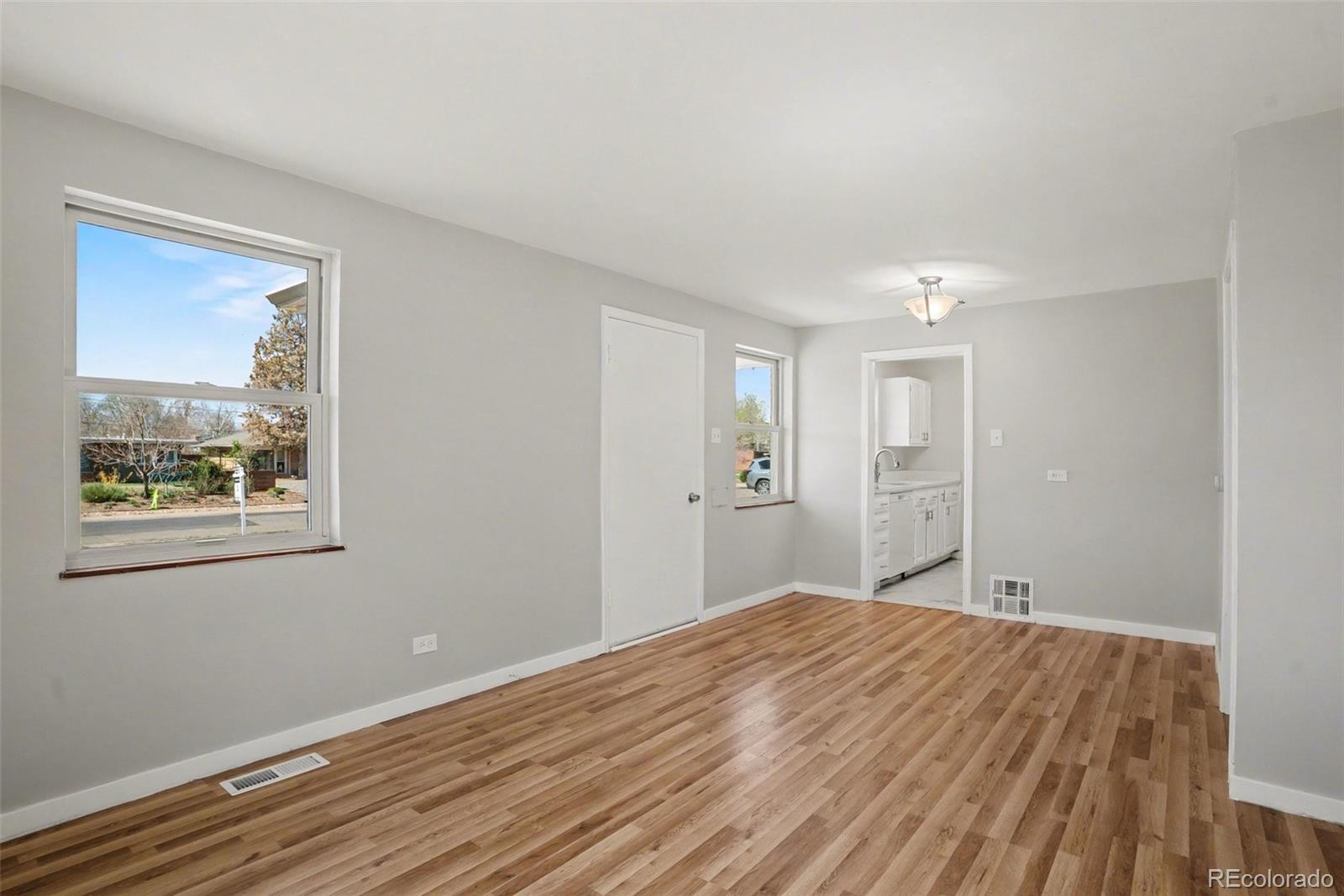 MLS Image #7 for 3030 n glencoe street,denver, Colorado