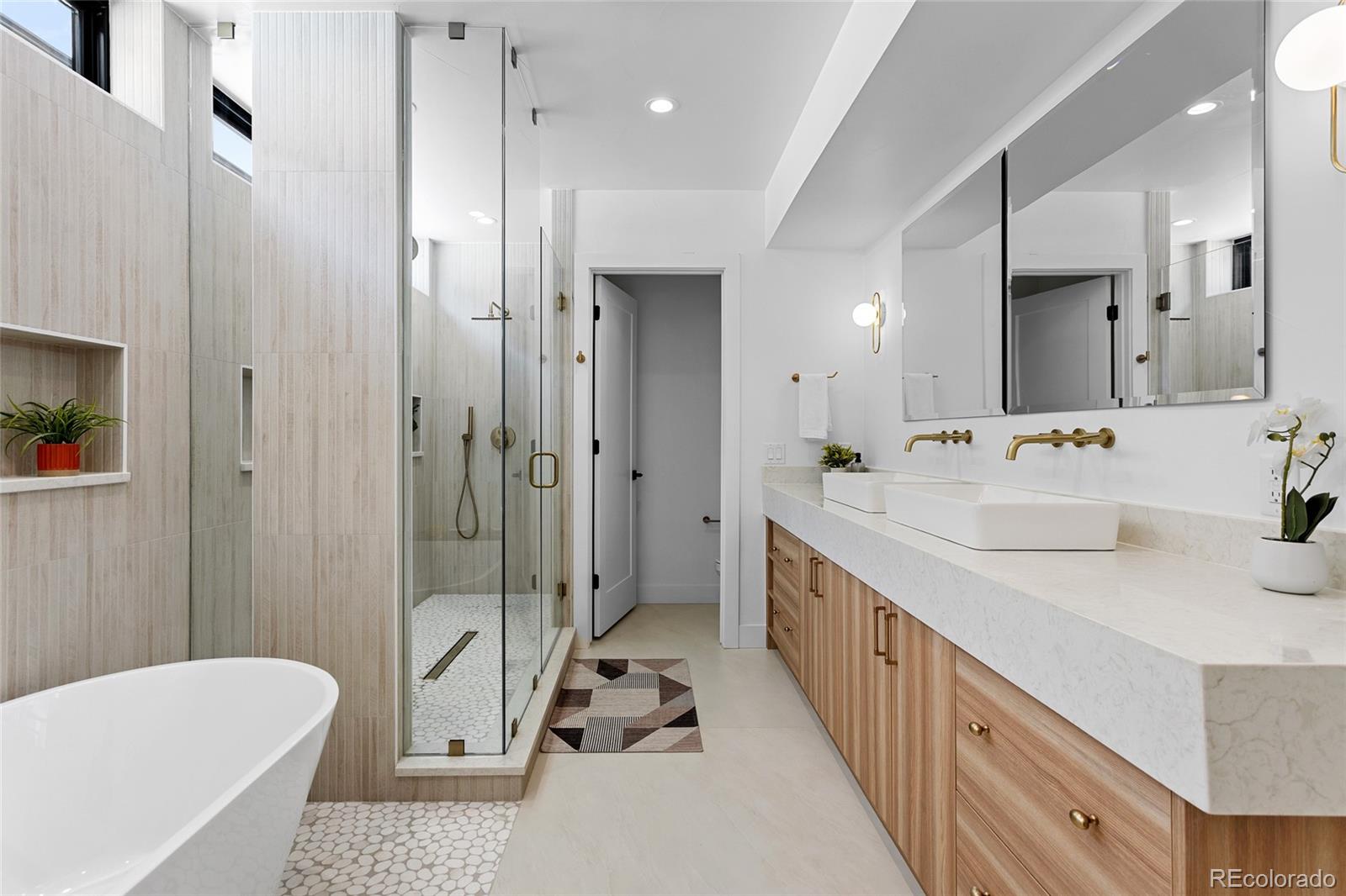 MLS Image #18 for 25 s jackson street,denver, Colorado