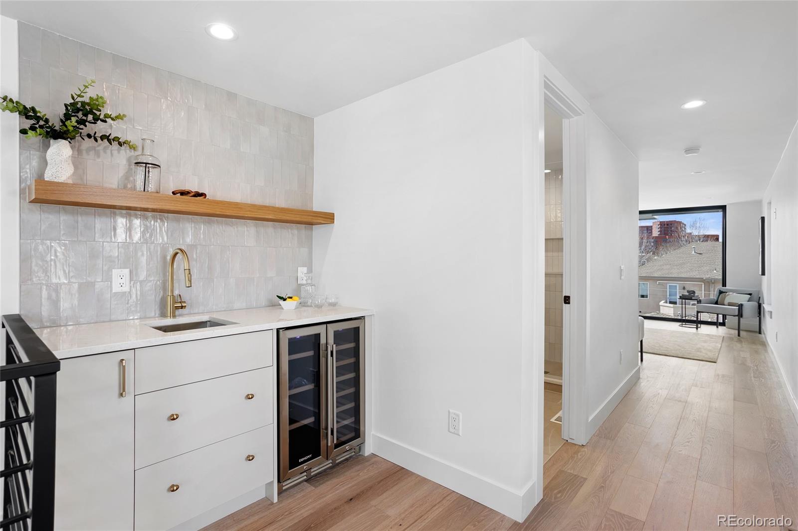 MLS Image #27 for 25 s jackson street,denver, Colorado