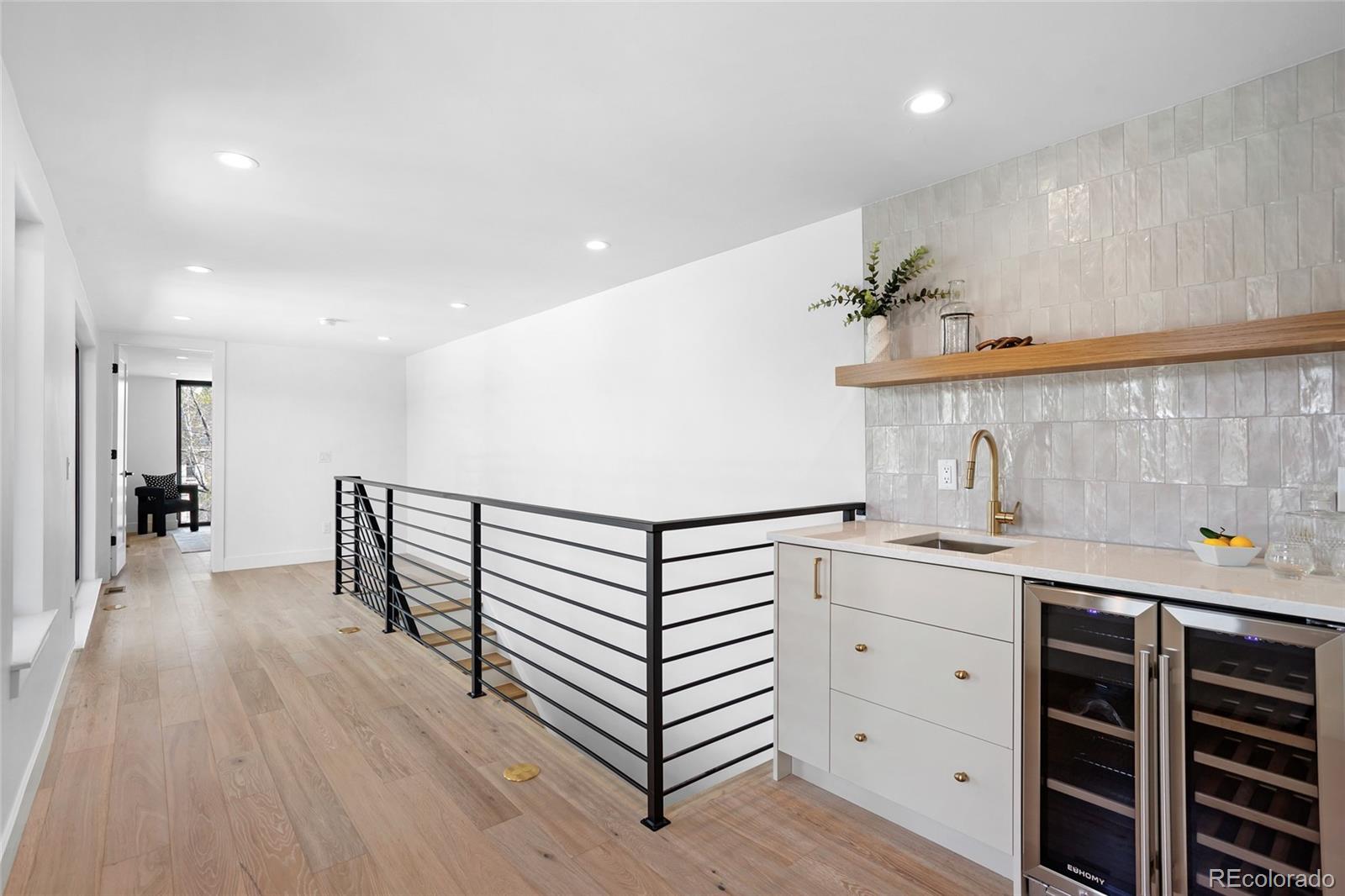 MLS Image #30 for 25 s jackson street,denver, Colorado